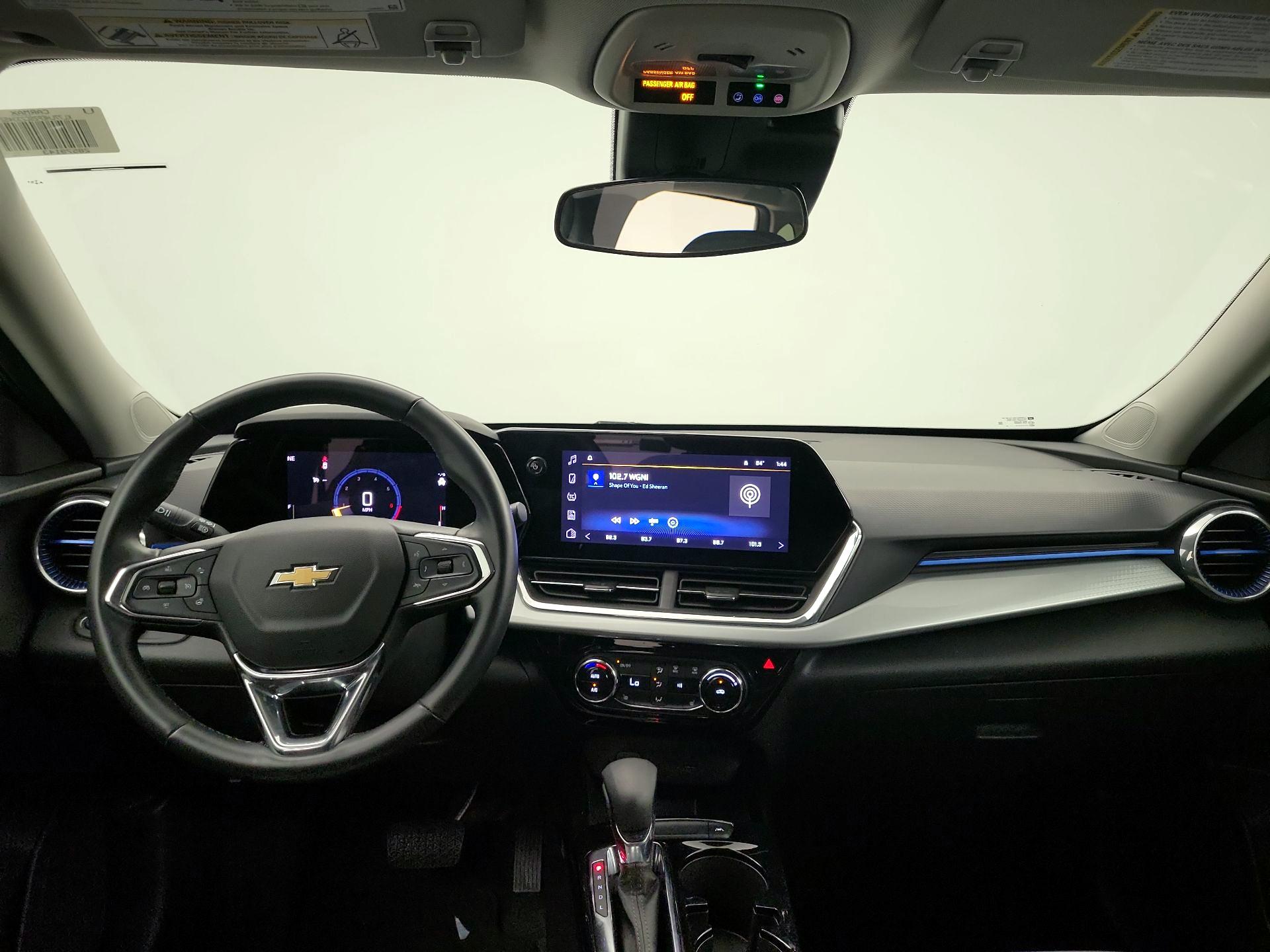 Thumbnail: 2025 Chevrolet Trax - 9