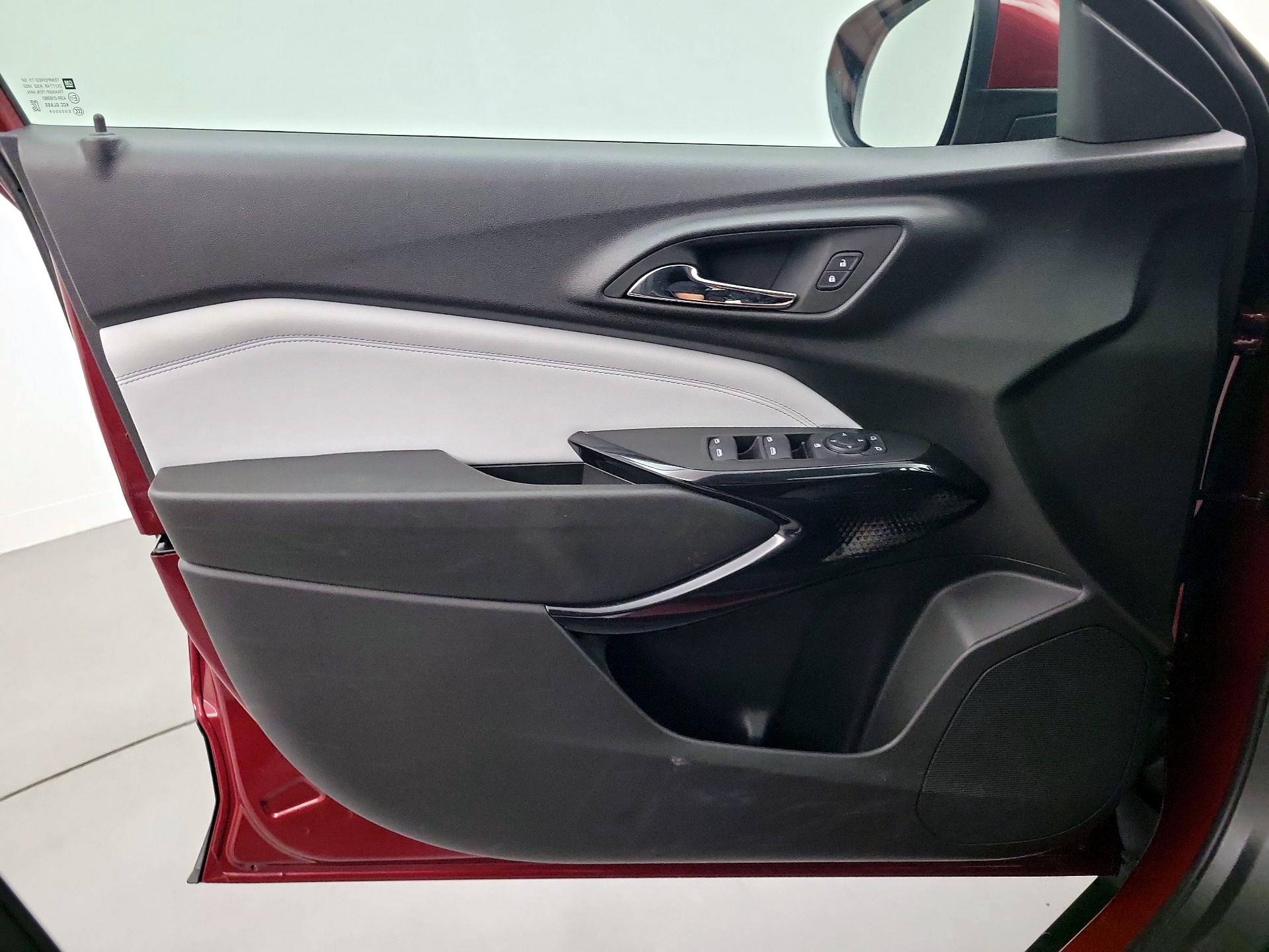 Thumbnail: 2025 Chevrolet Trax - 12