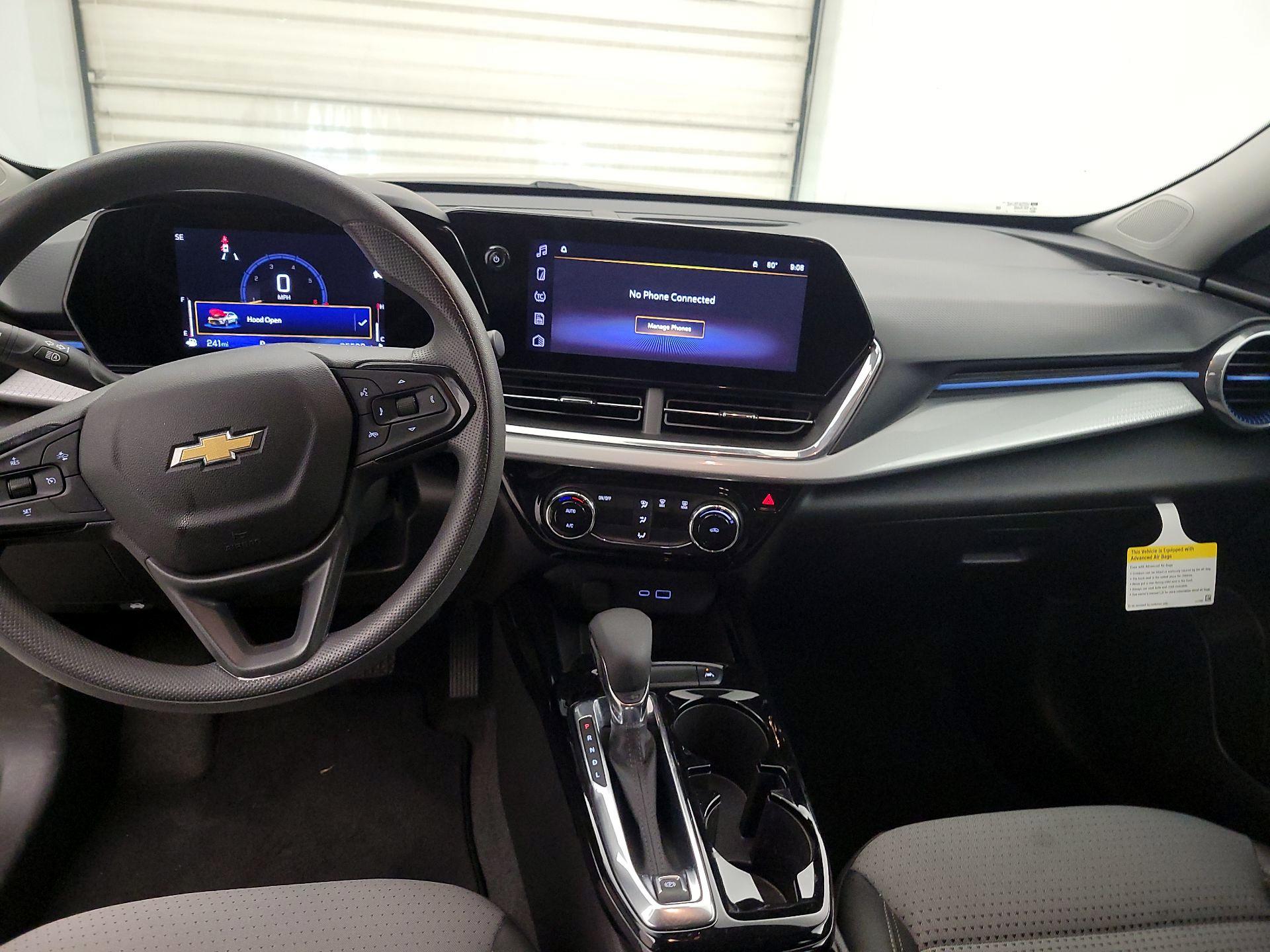 Thumbnail: 2025 Chevrolet Trax - 9