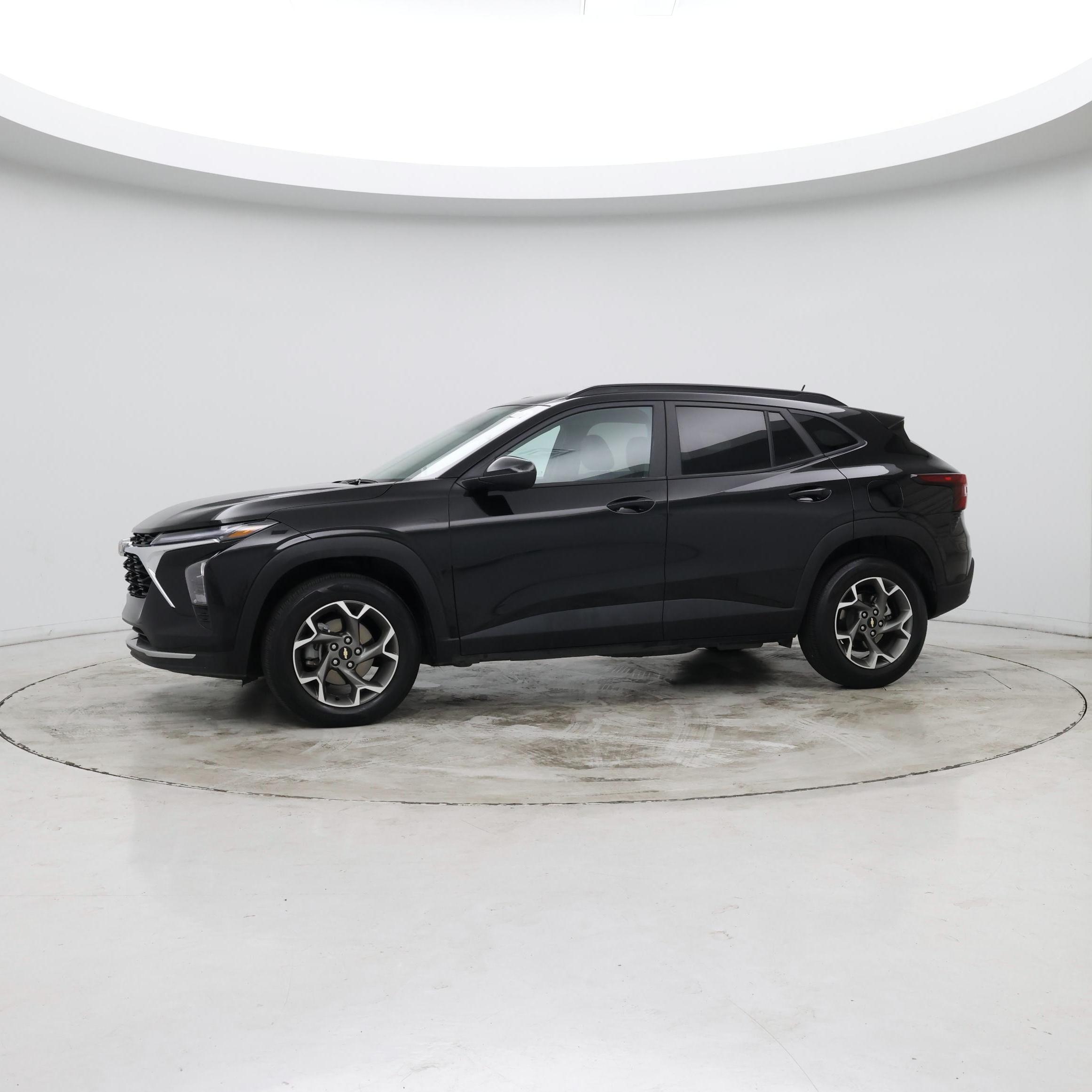 Thumbnail: 2025 Chevrolet Trax - 4