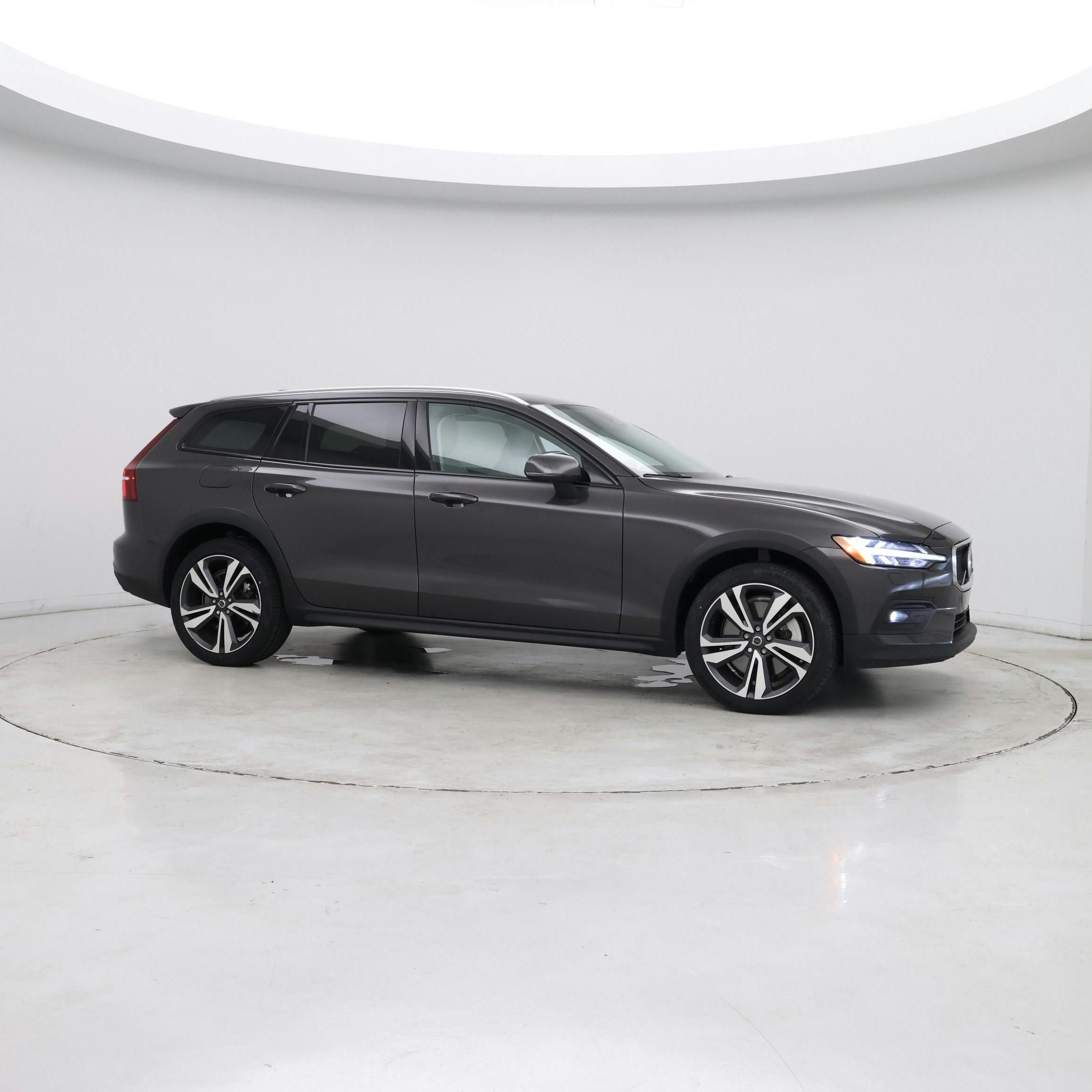 Thumbnail: 2025 Volvo S60 - 7