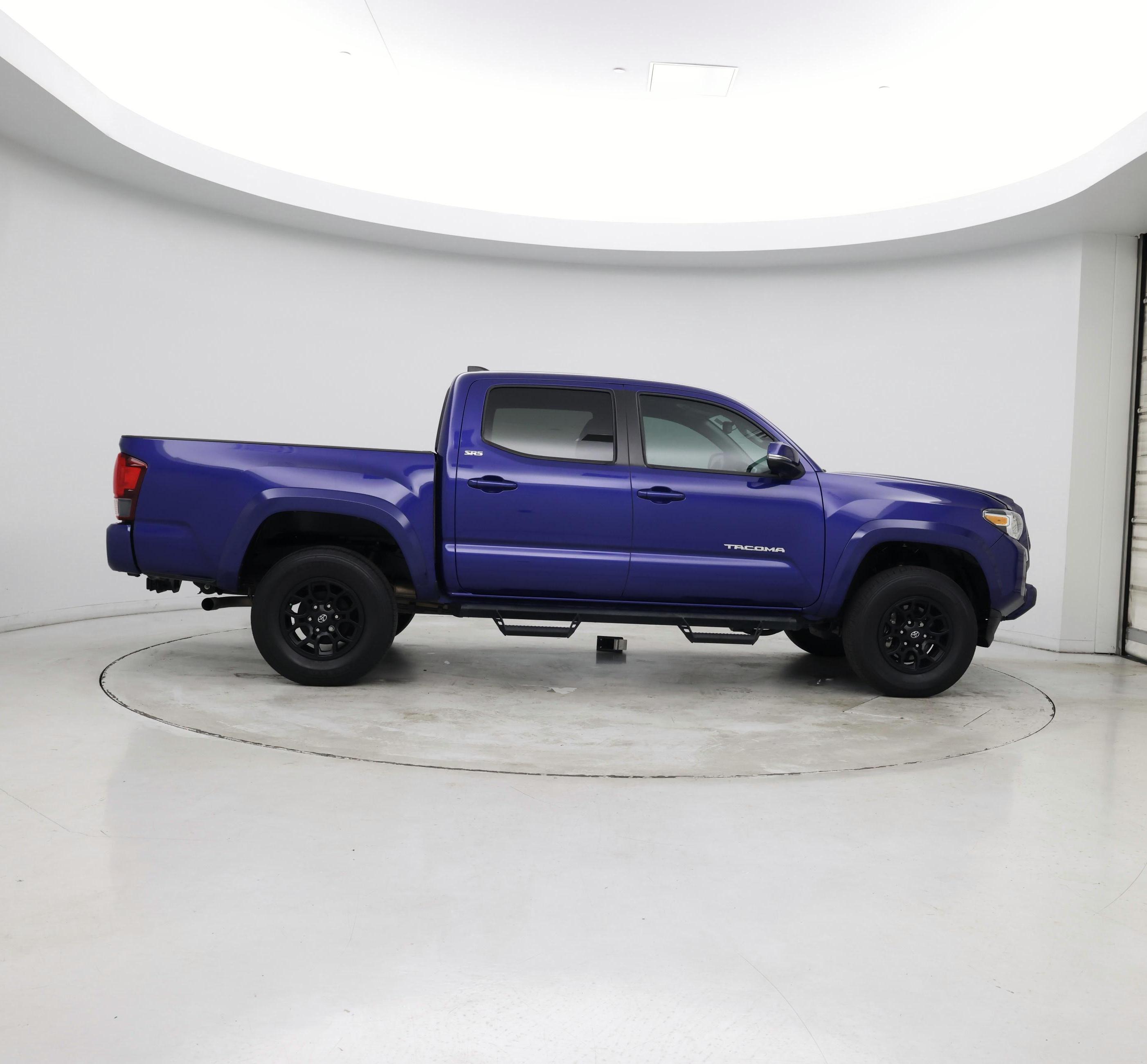 Thumbnail: 2022 Toyota Tacoma - 5