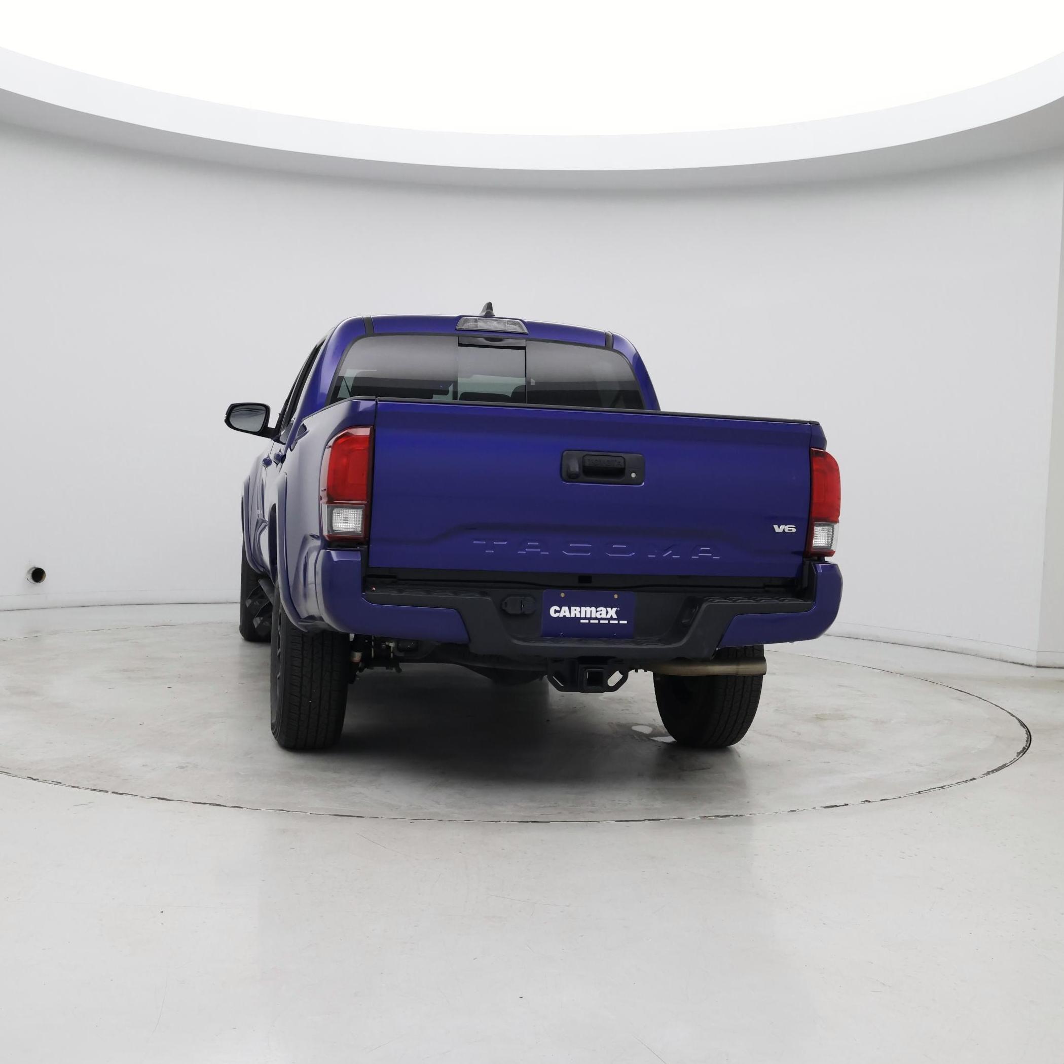 Thumbnail: 2022 Toyota Tacoma - 8