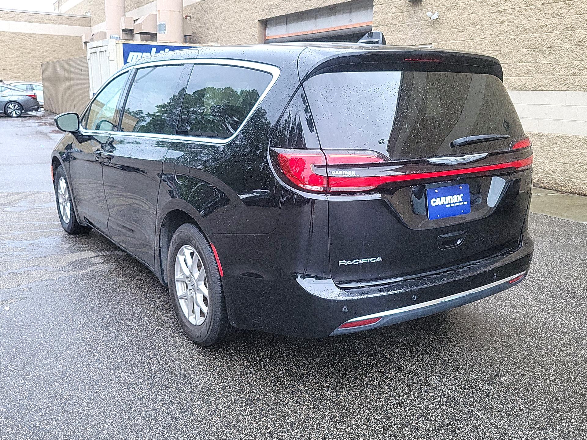Thumbnail: 2024 Chrysler Pacifica - 7
