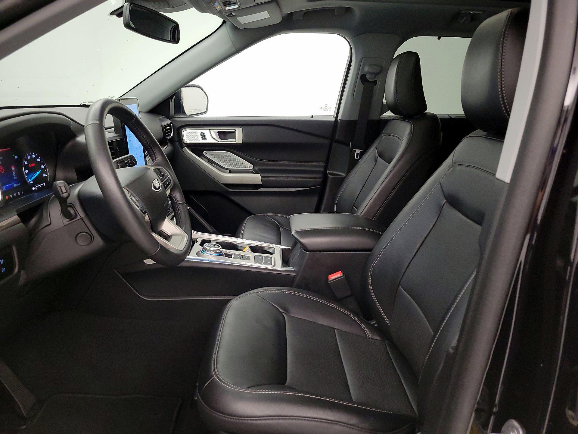 Thumbnail: 2023 Ford Explorer - 11