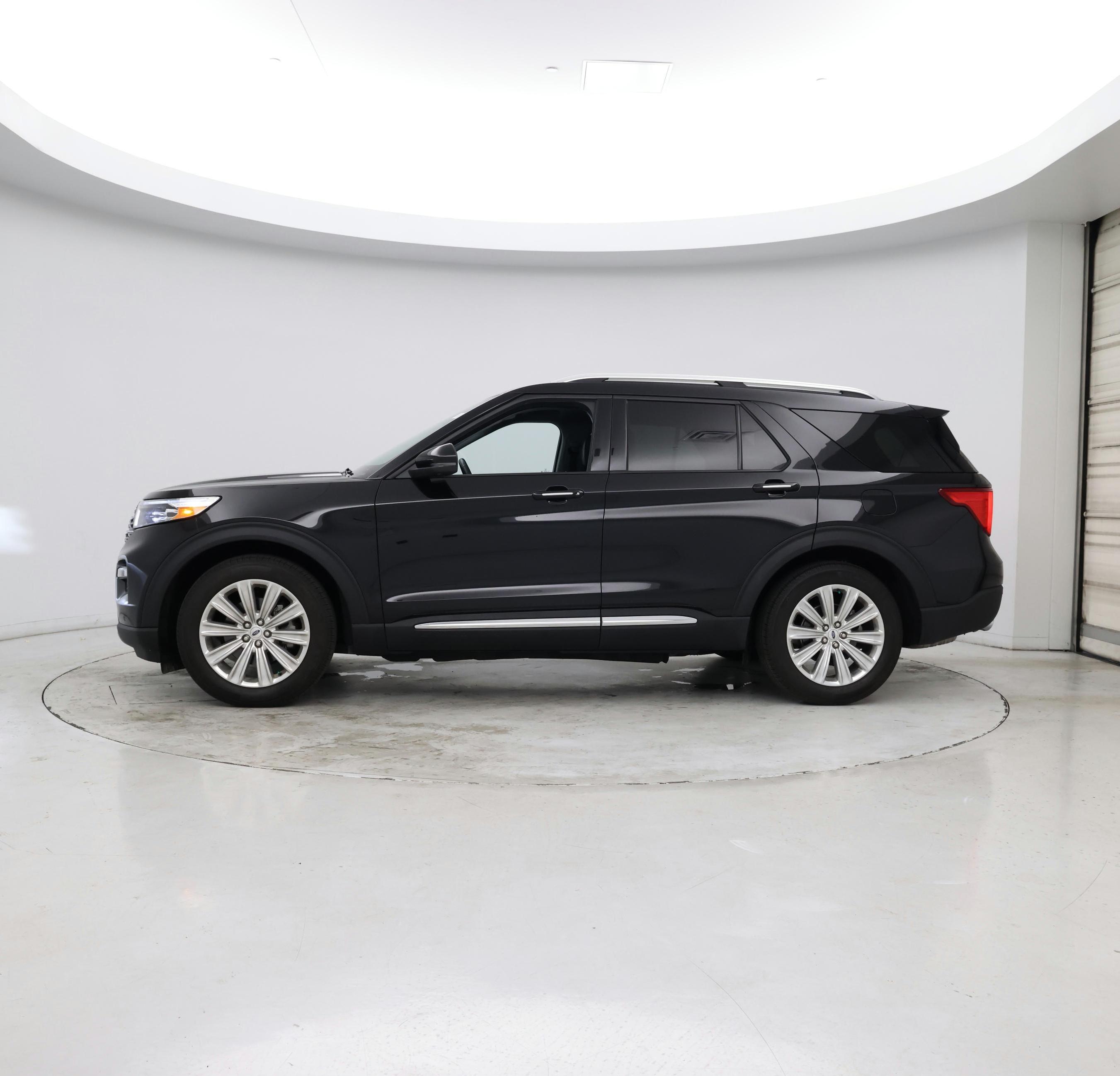 Thumbnail: 2023 Ford Explorer - 2