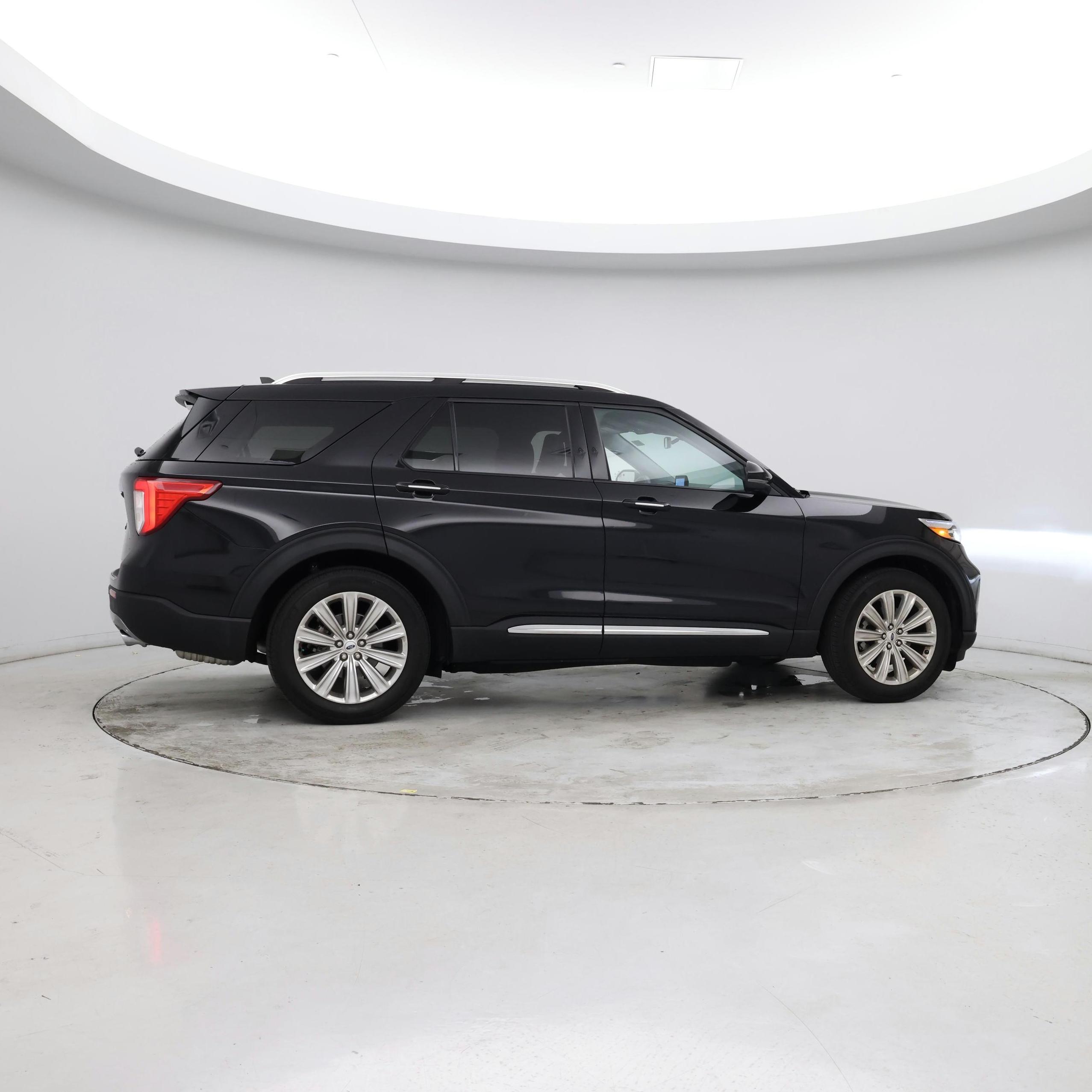 Thumbnail: 2023 Ford Explorer - 8