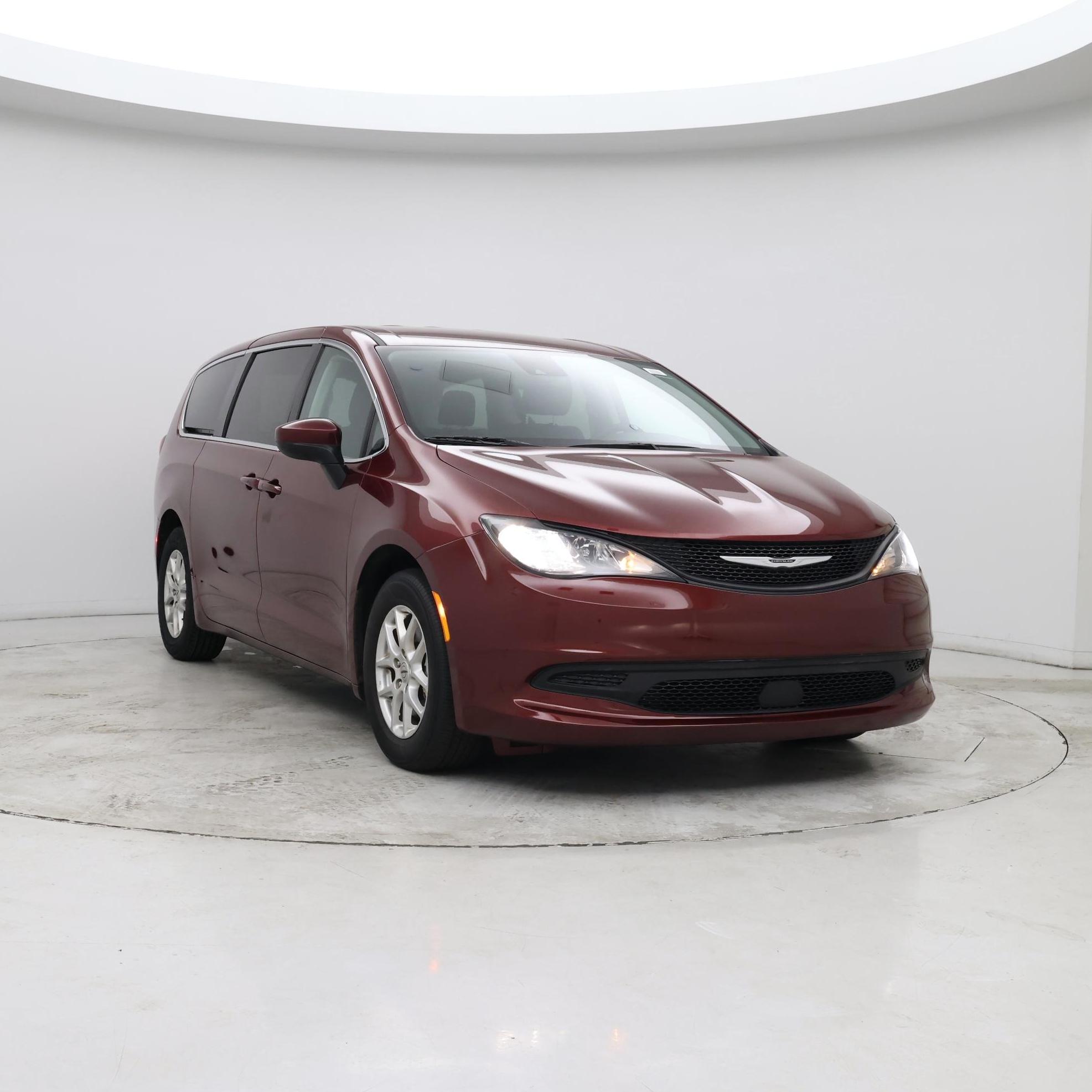 Thumbnail: 2023 Chrysler Voyager - 5