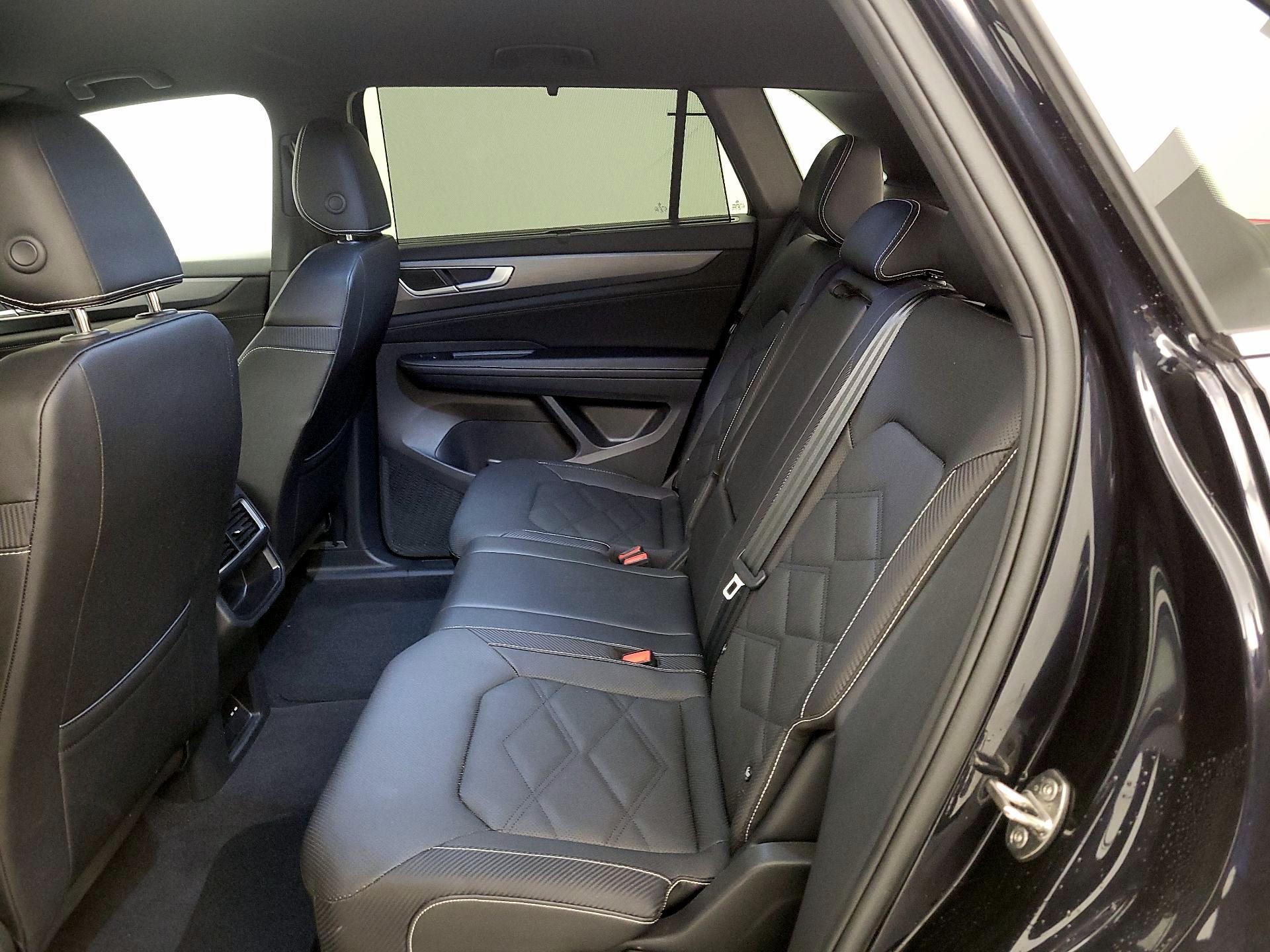 Thumbnail: 2025 Volkswagen Atlas - 19