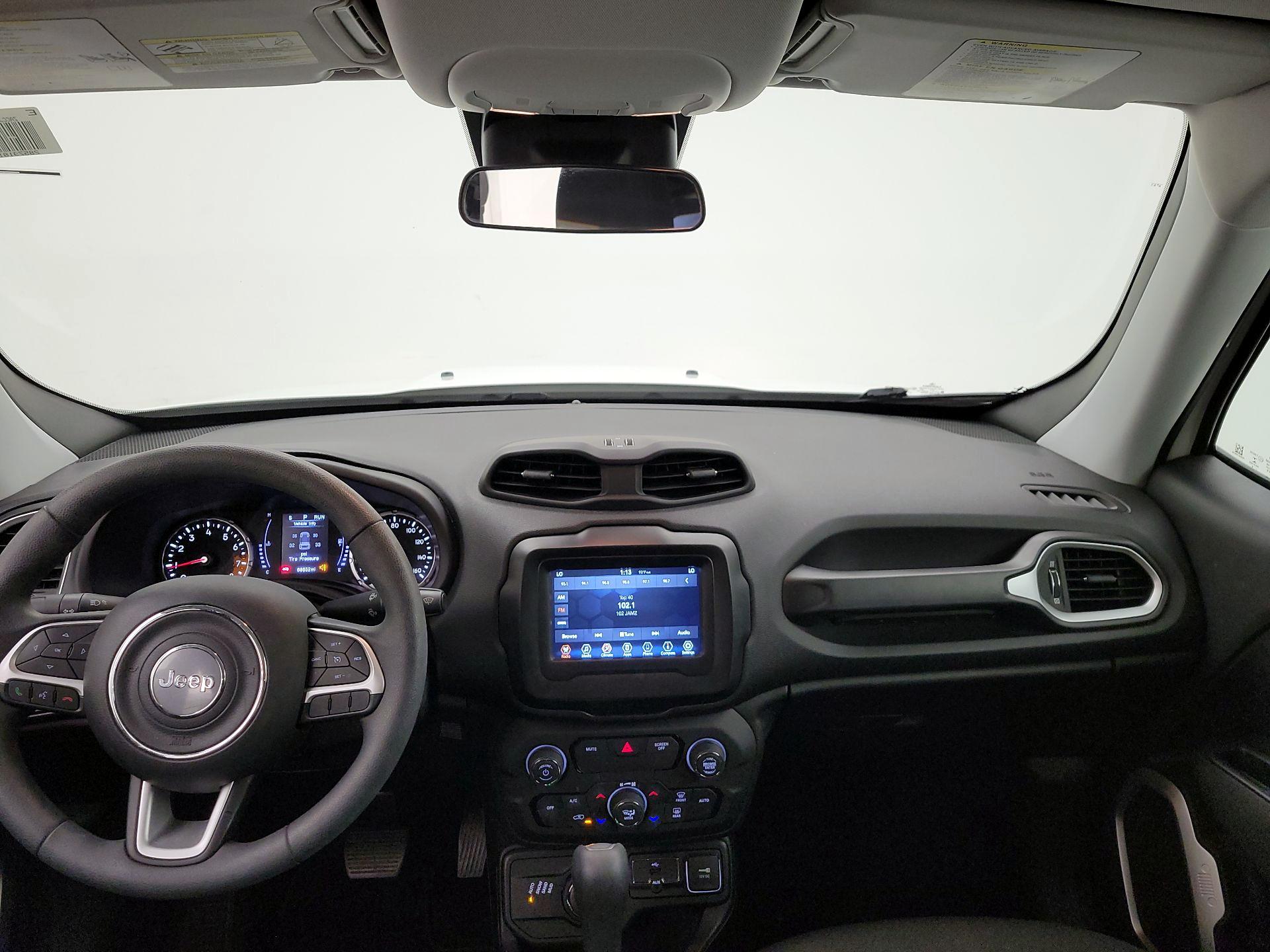 Thumbnail: 2018 Jeep Renegade - 9