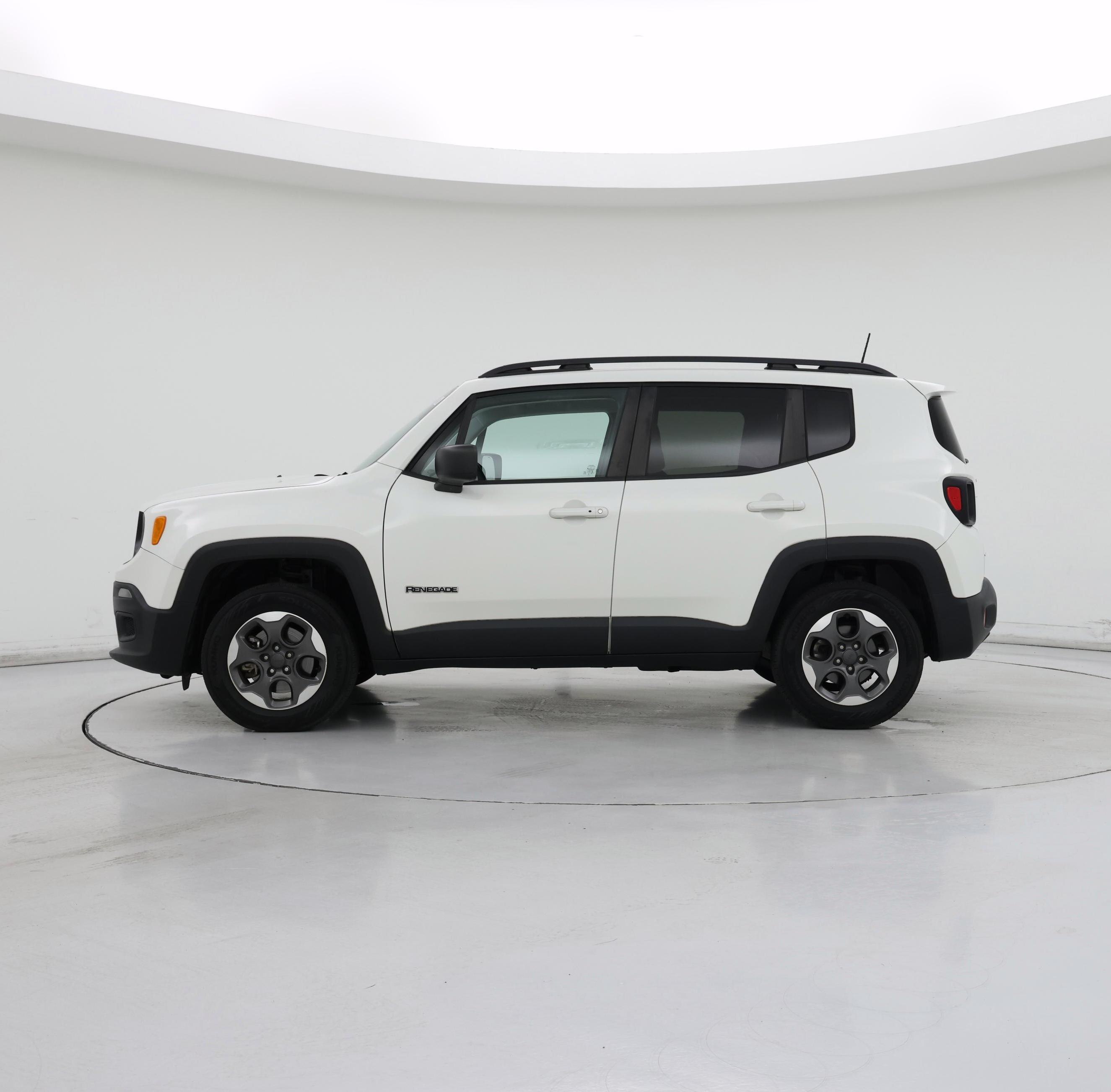 Thumbnail: 2018 Jeep Renegade - 3