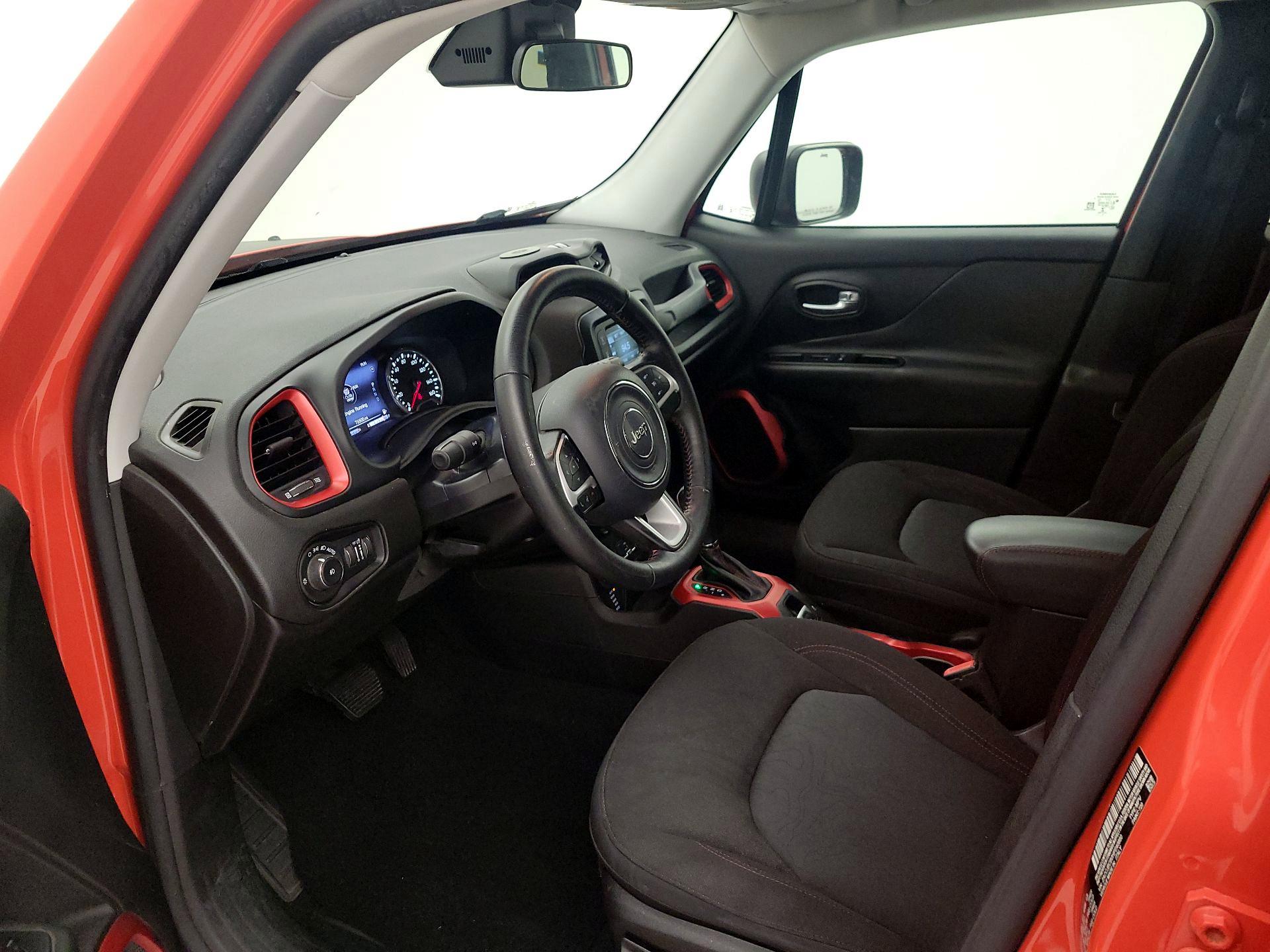 Thumbnail: 2017 Jeep Renegade - 11