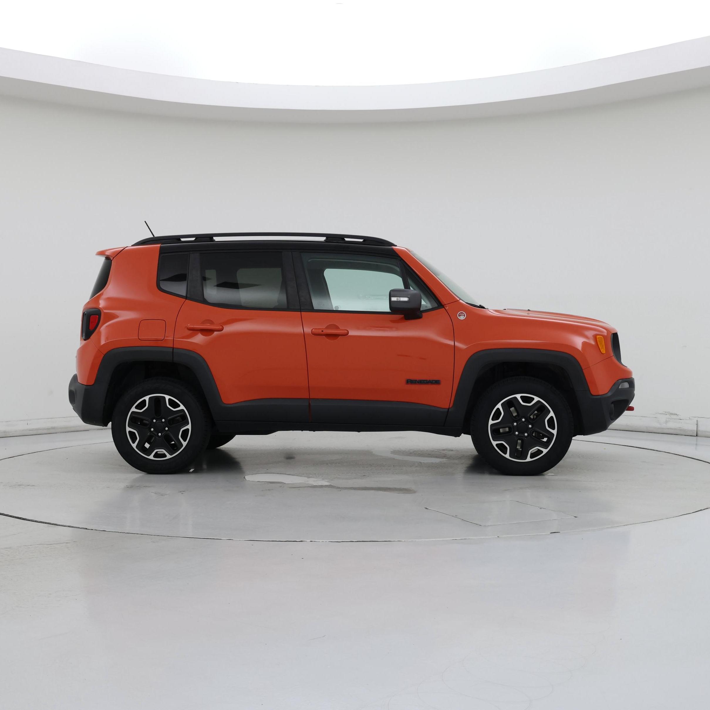 Thumbnail: 2017 Jeep Renegade - 7