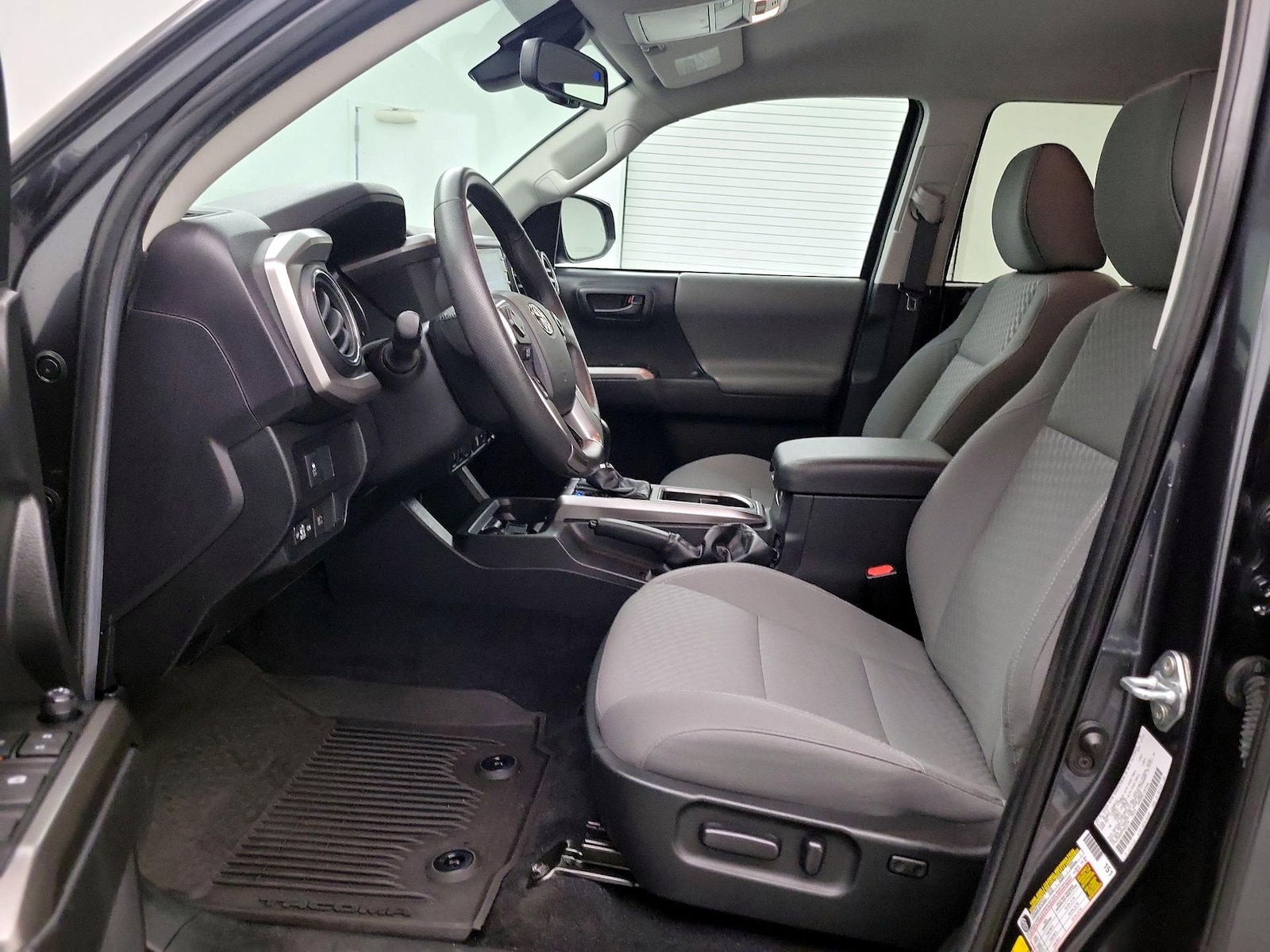 2023 Toyota Tacoma SR5 - Photo 12