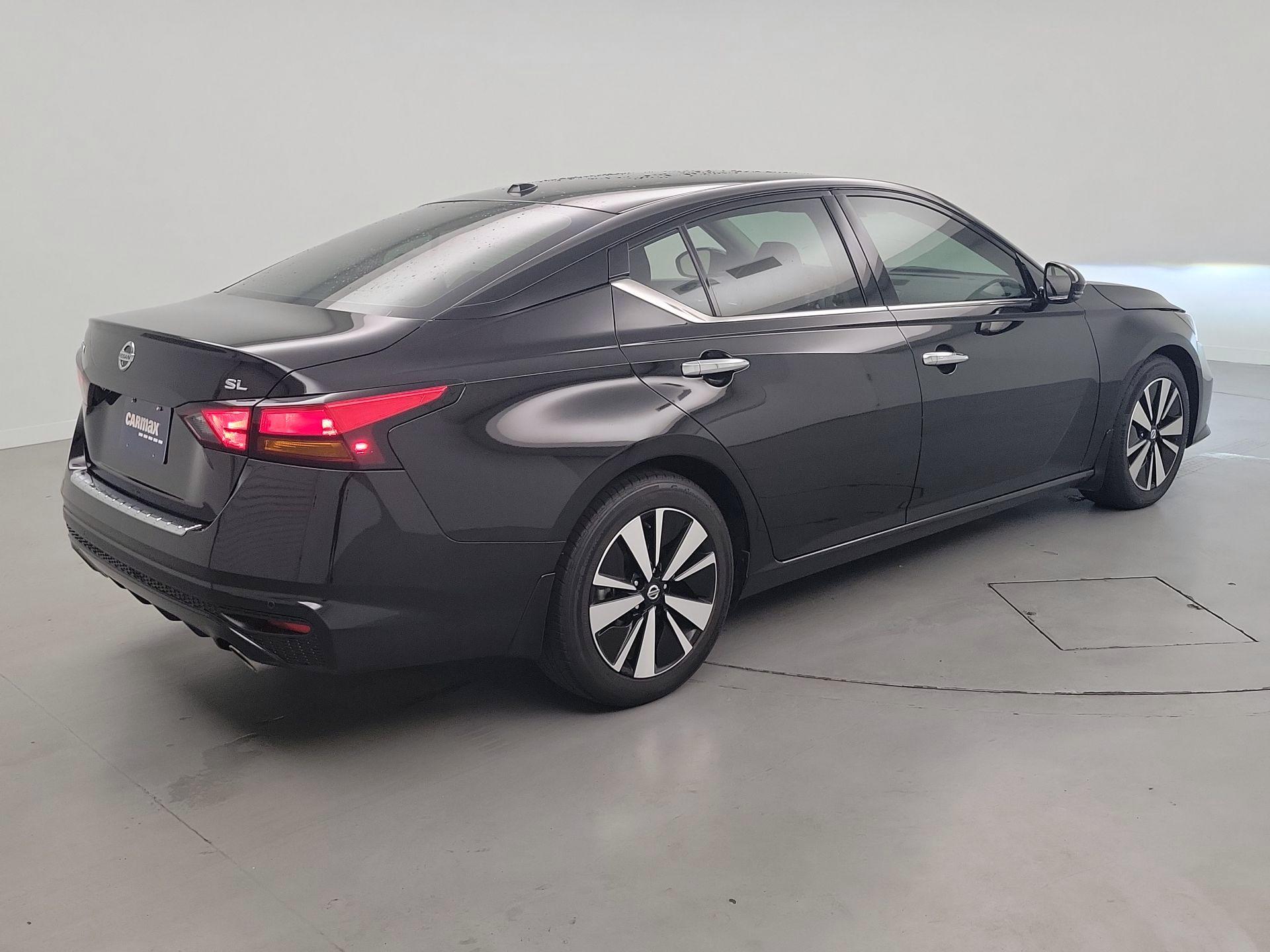 Thumbnail: 2021 Nissan Altima - 5