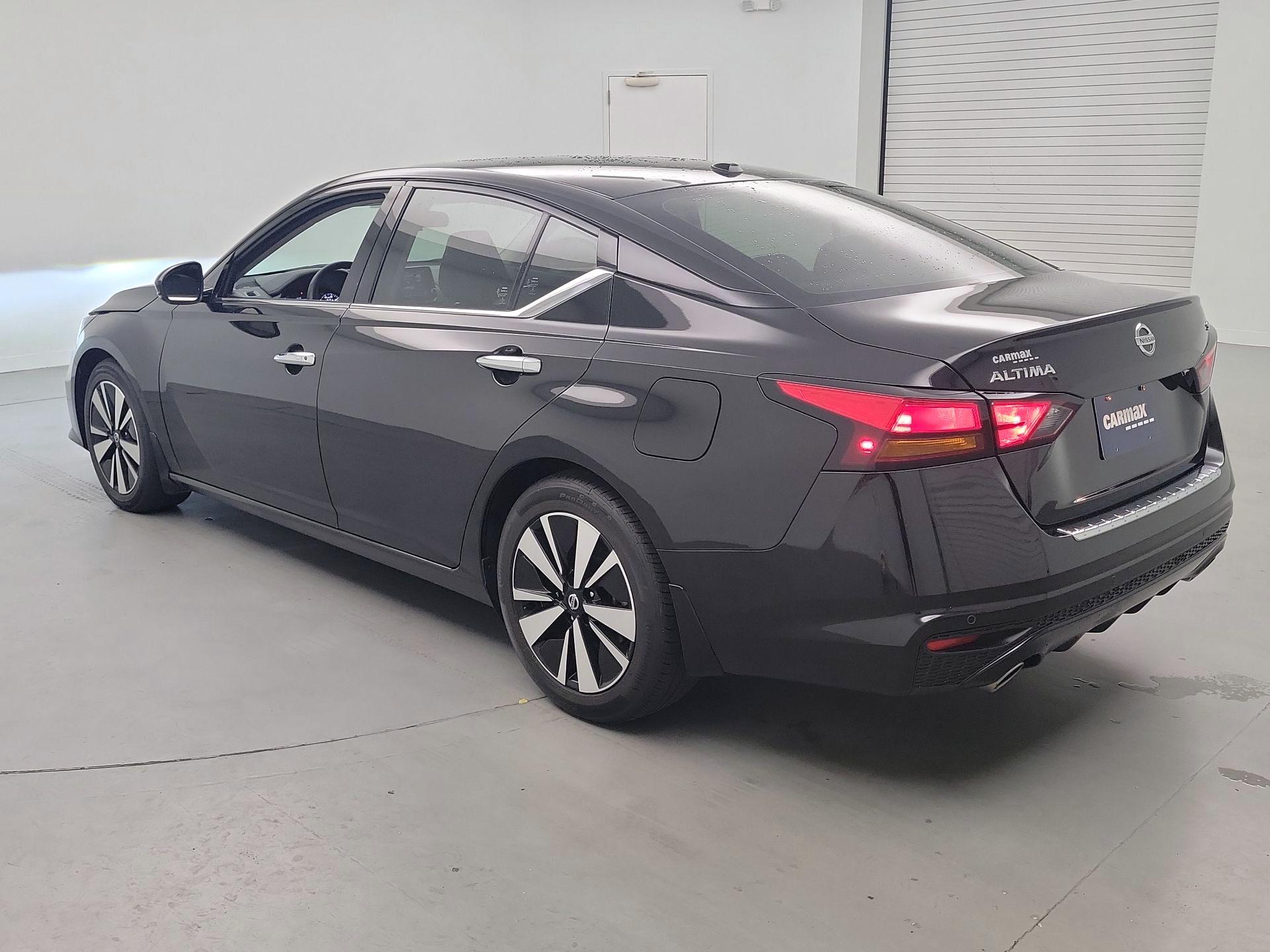 Thumbnail: 2021 Nissan Altima - 7
