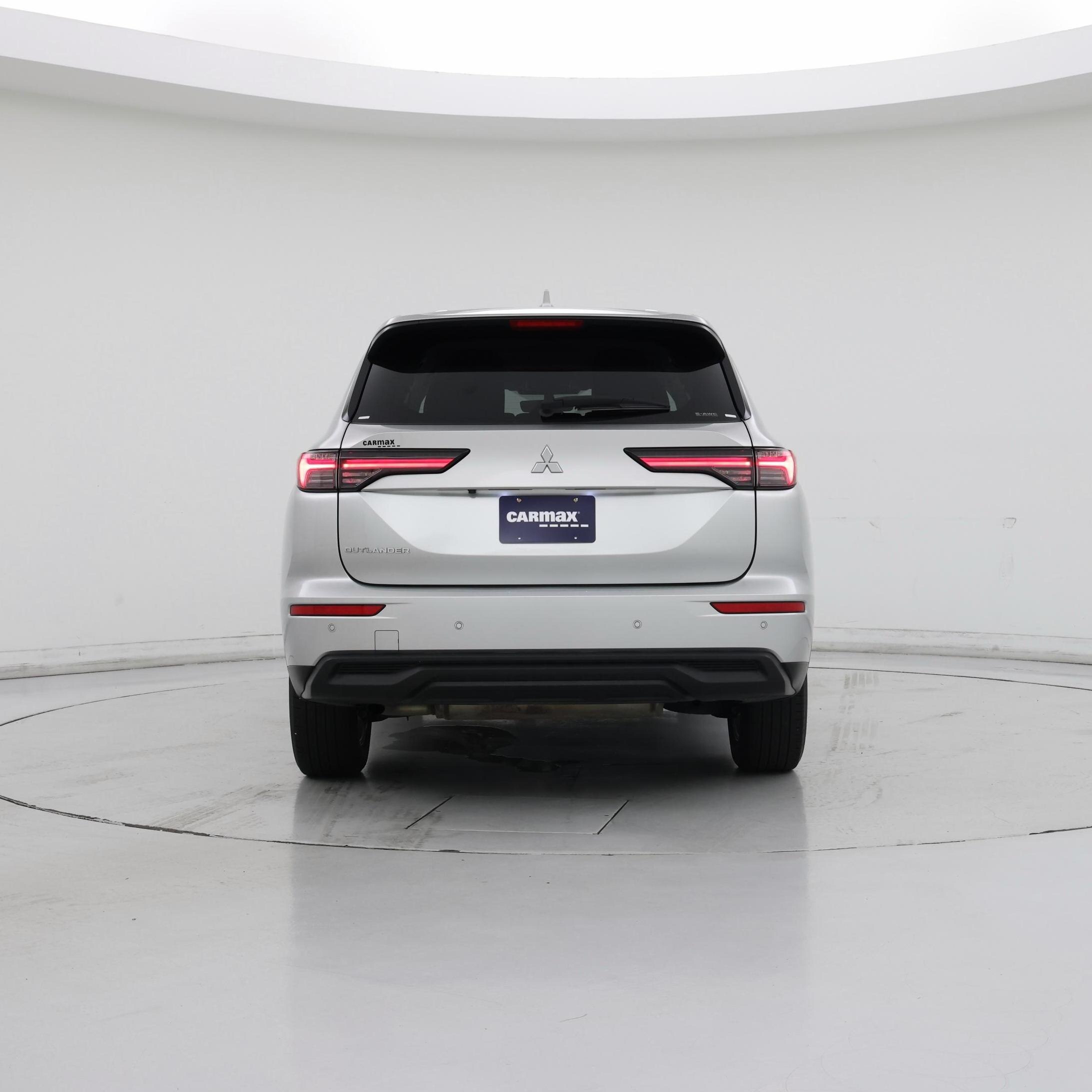 Thumbnail: 2025 Mitsubishi Outlander - 6
