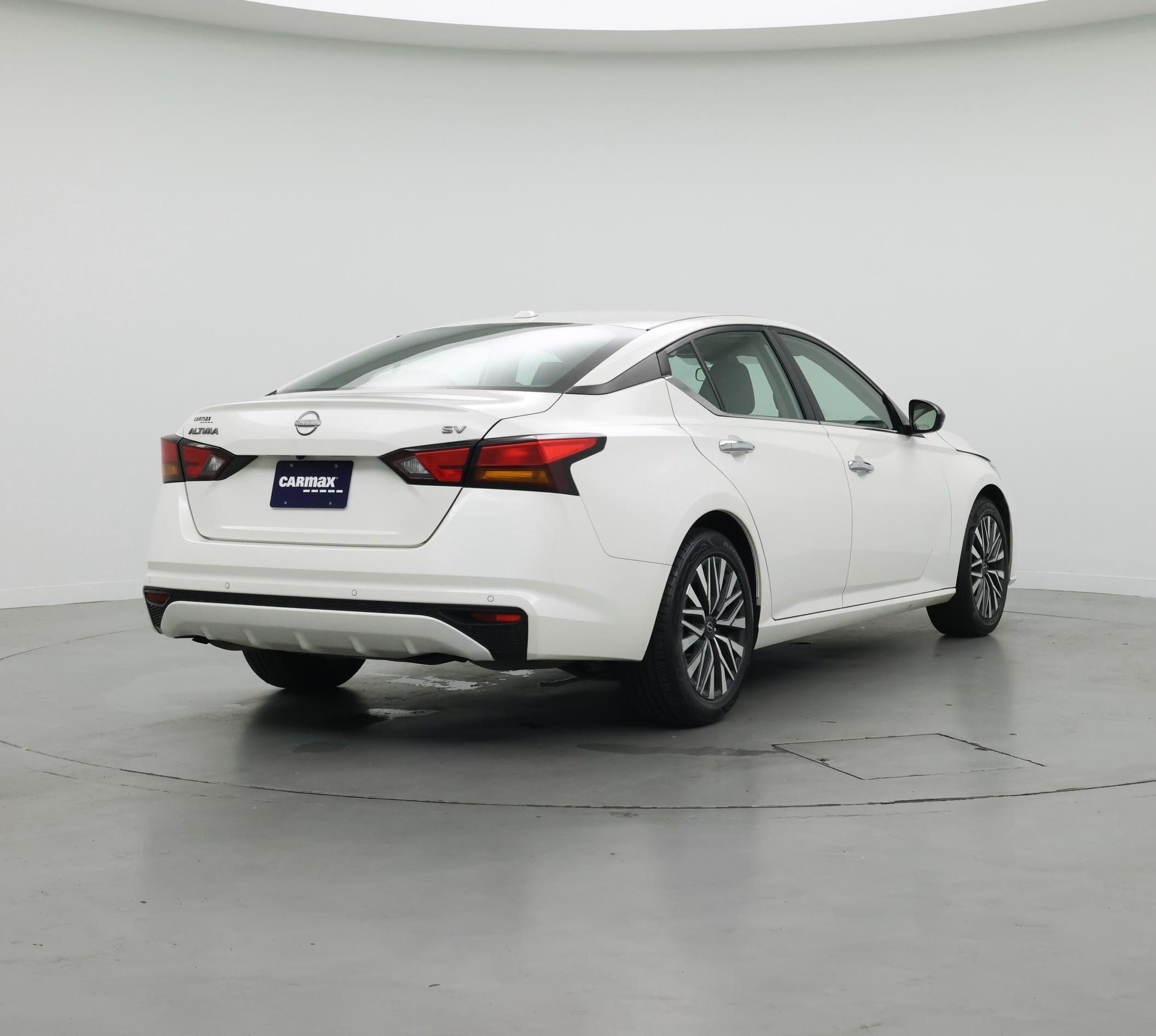Thumbnail: 2024 Nissan Altima - 8
