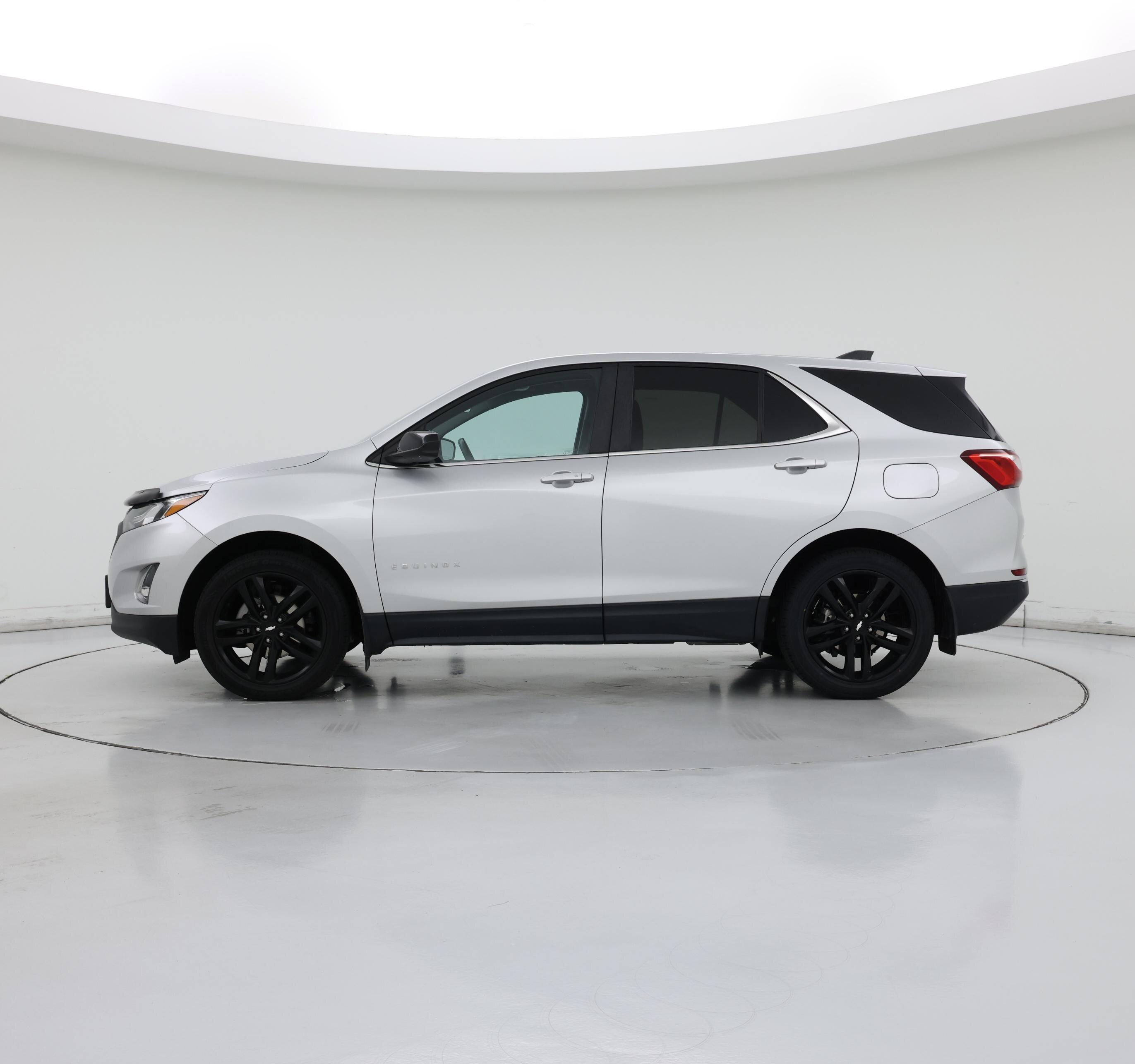 Thumbnail: 2021 Chevrolet Equinox - 3