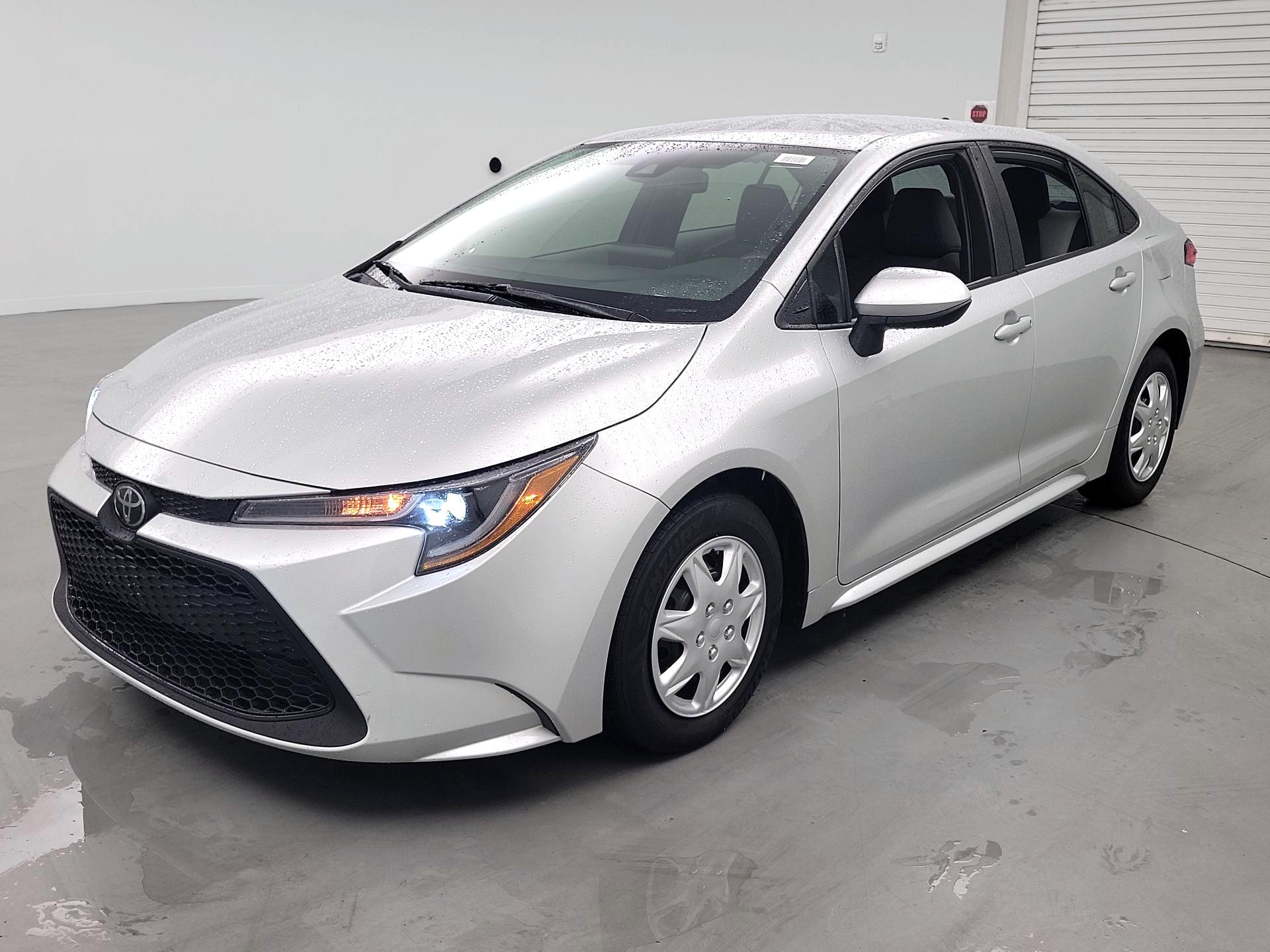 Thumbnail: 2022 Toyota Corolla - 3