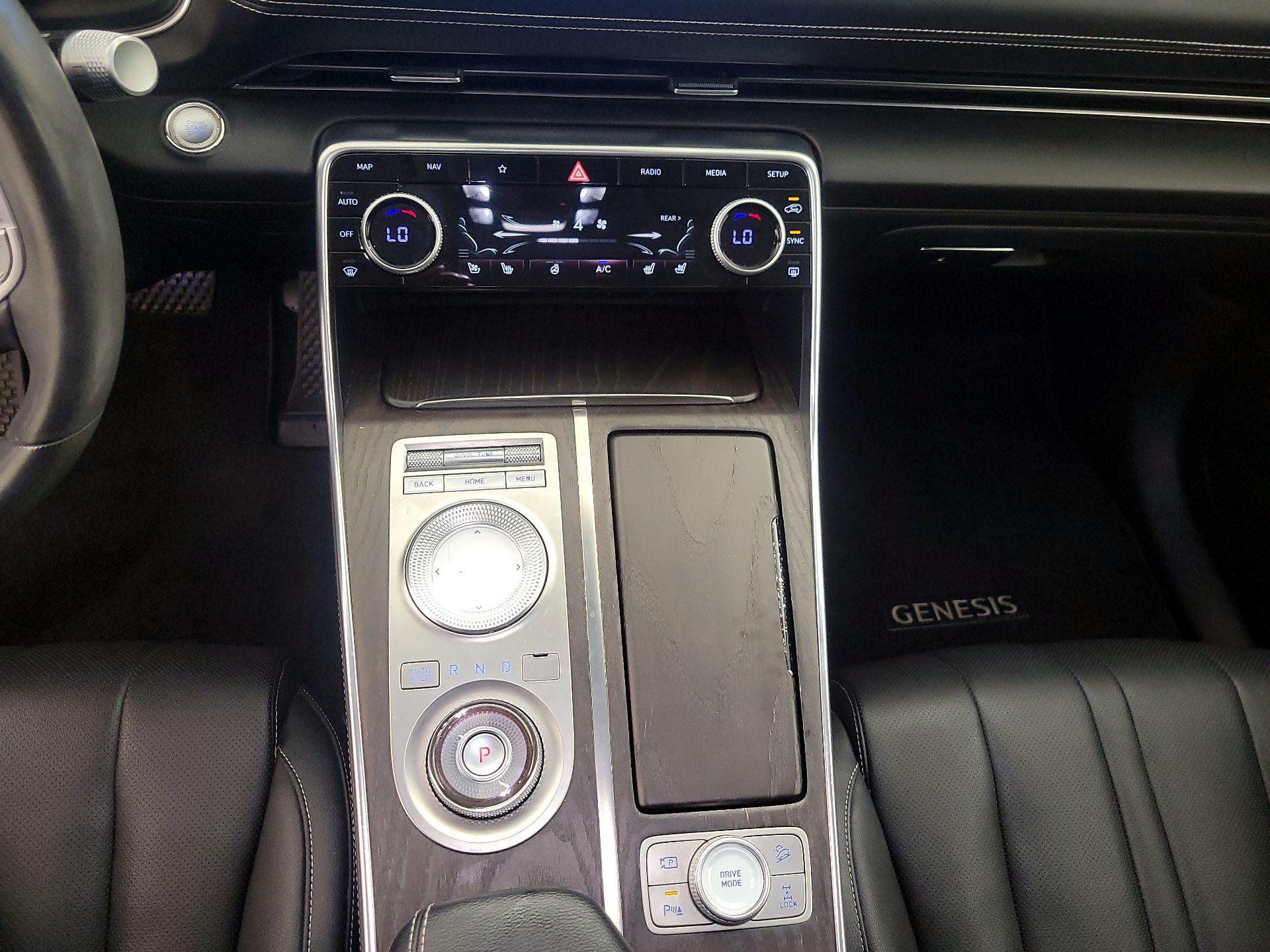 Thumbnail: 2021 Genesis GV80 - 18
