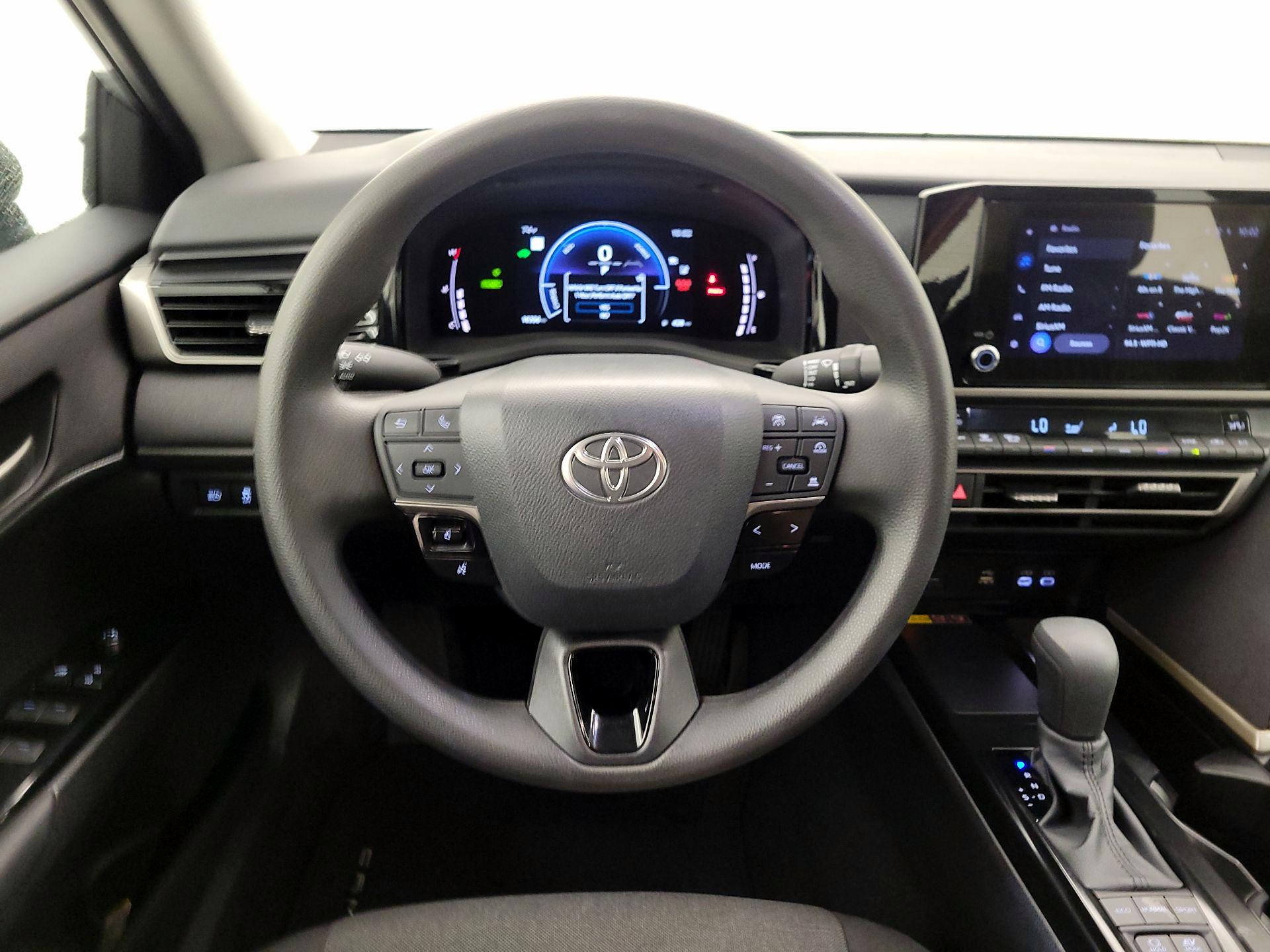 Thumbnail: 2025 Toyota Camry - 10