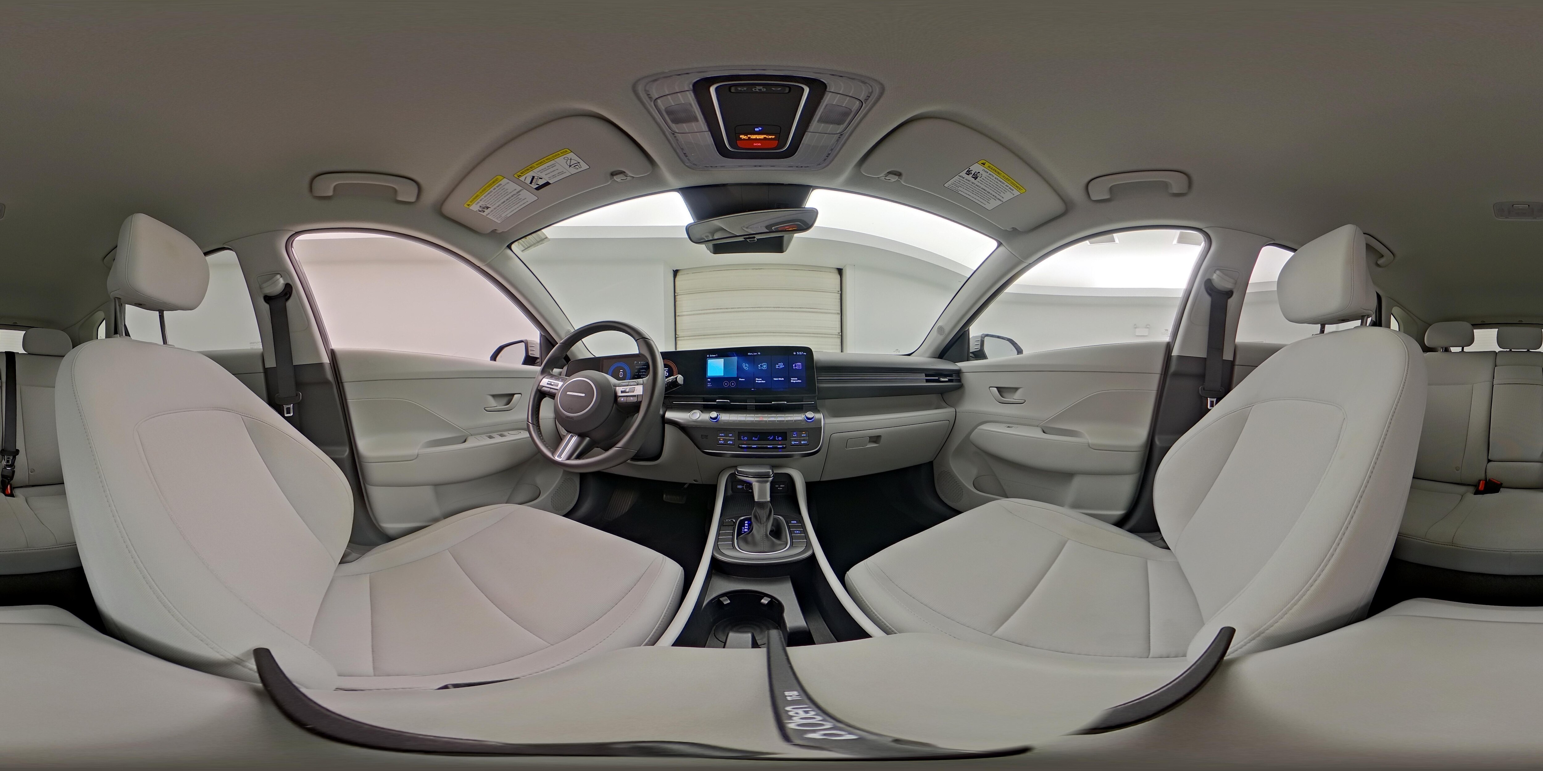 2025 Hyundai Kona SEL - Photo 24