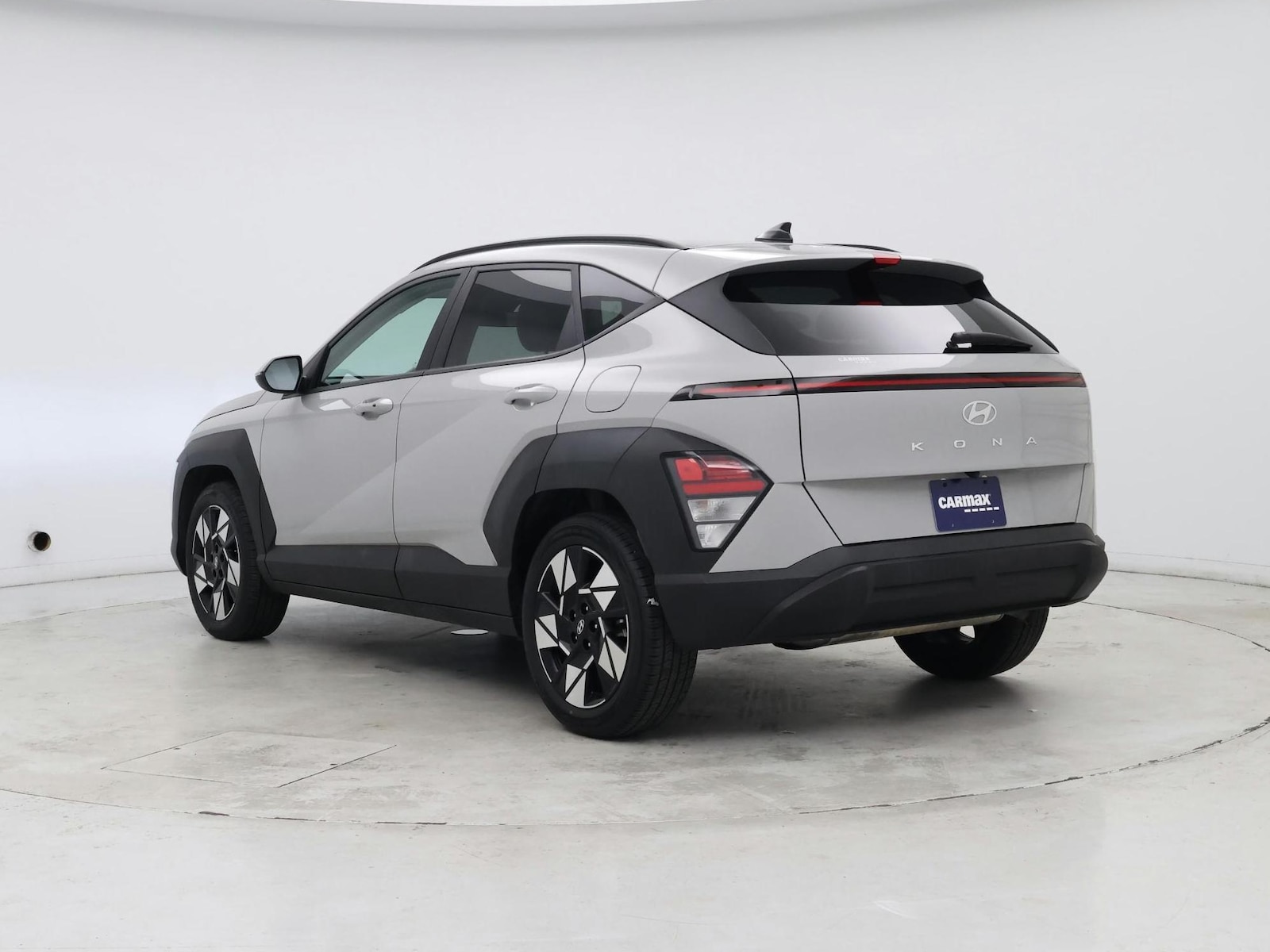 2025 Hyundai Kona SEL - Photo 3