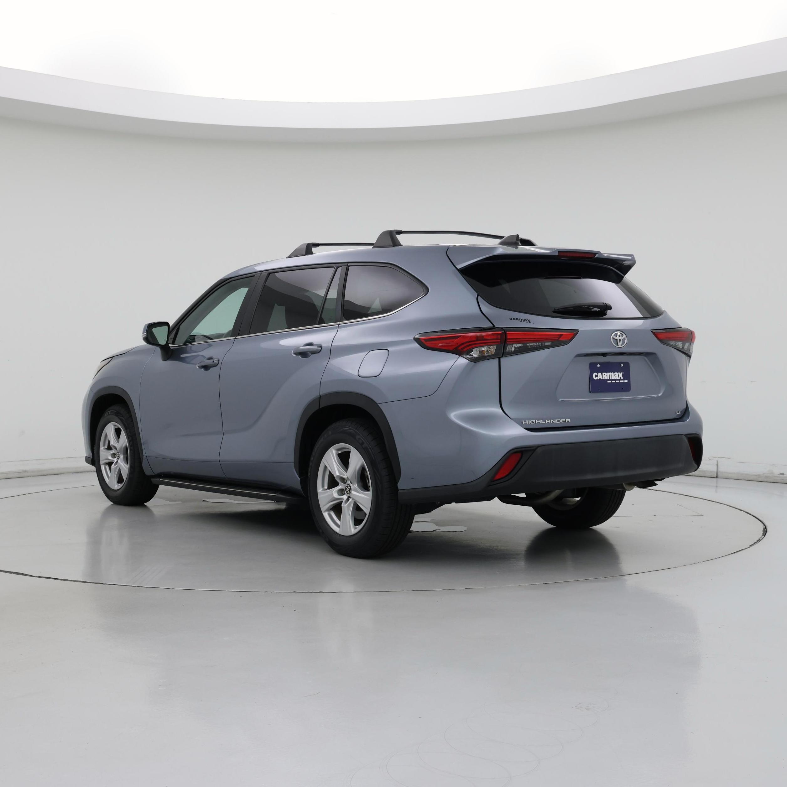Thumbnail: 2023 Toyota Highlander - 2