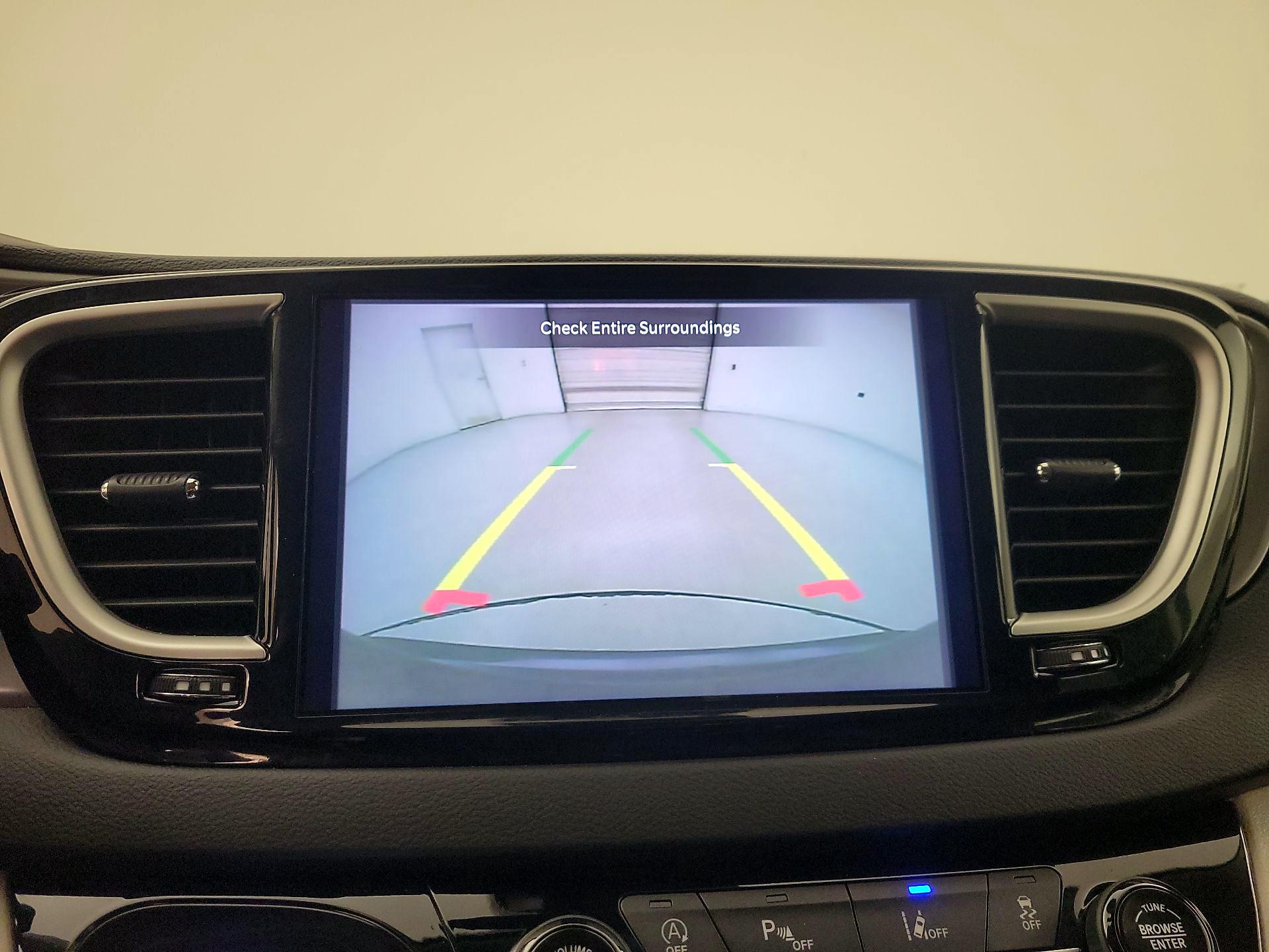 Thumbnail: 2023 Chrysler Pacifica - 14