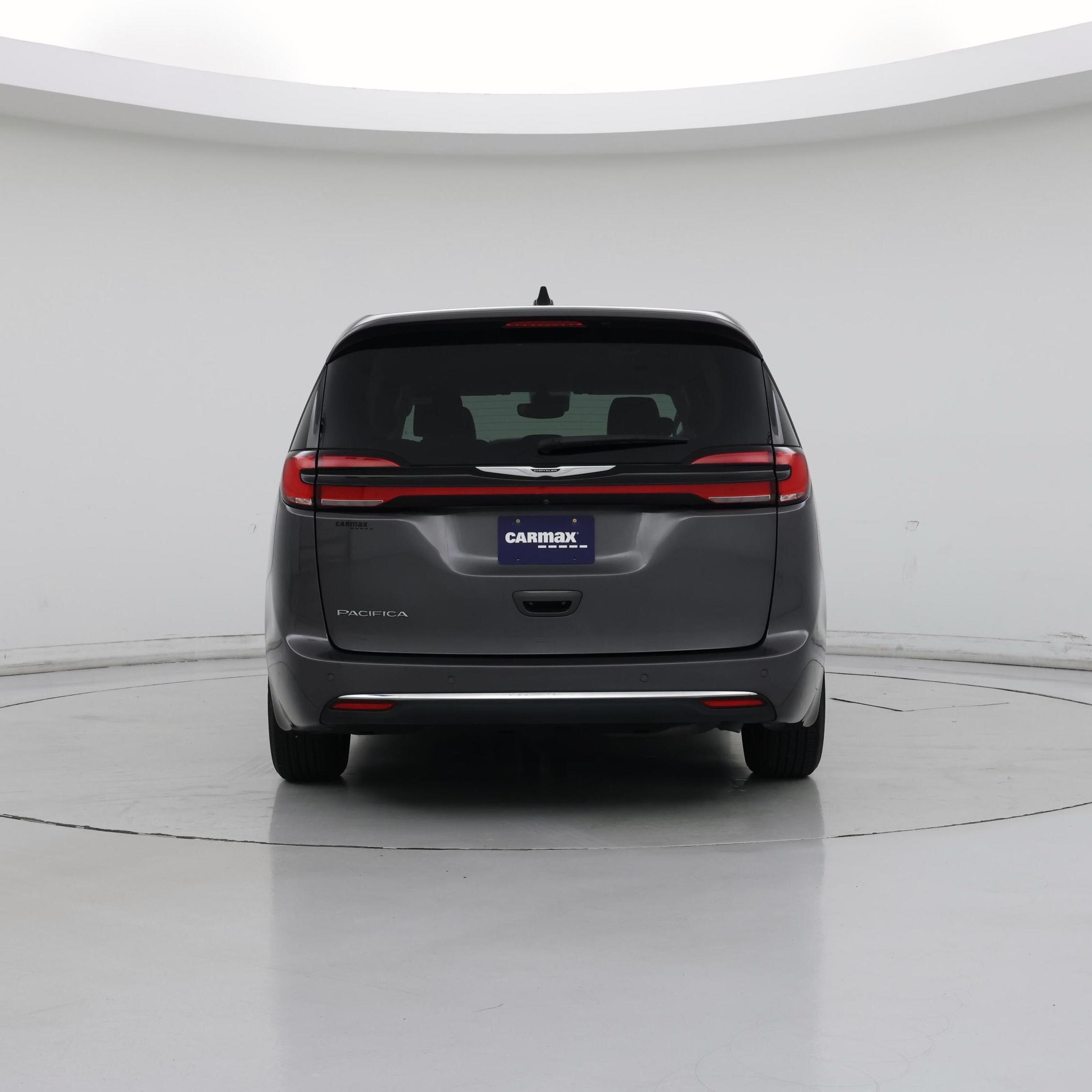 Thumbnail: 2023 Chrysler Pacifica - 6