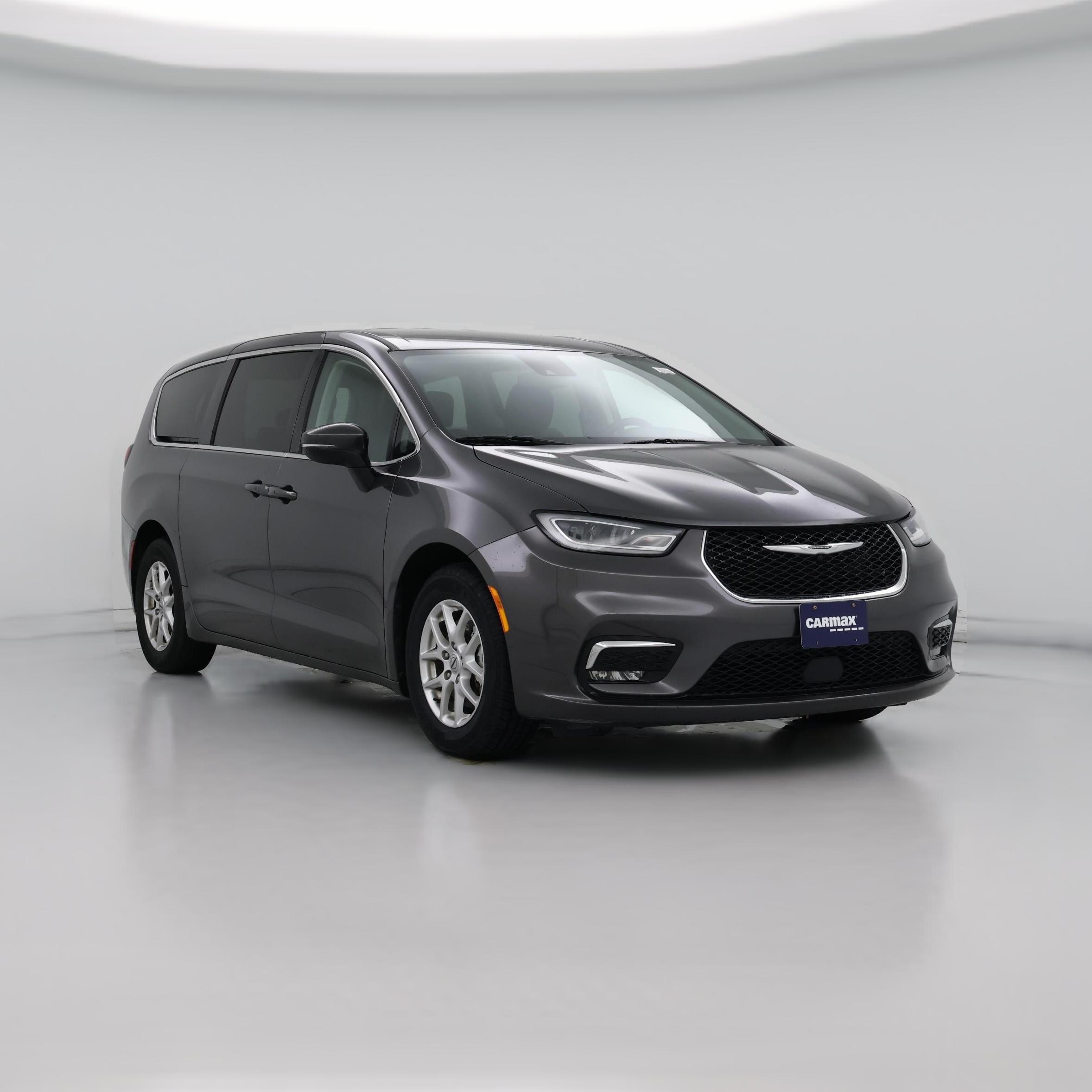 Thumbnail: 2023 Chrysler Pacifica - 1