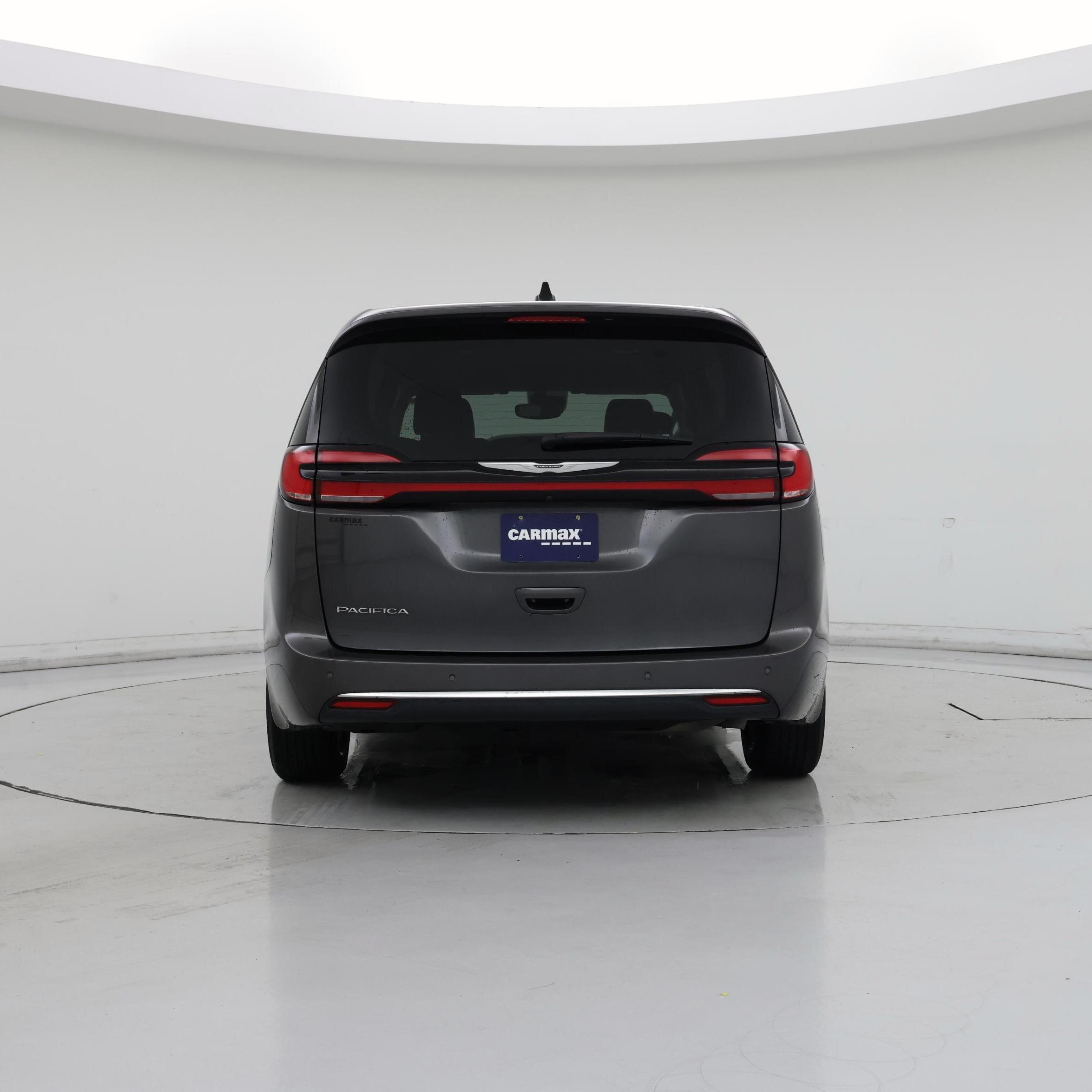 Thumbnail: 2023 Chrysler Pacifica - 6