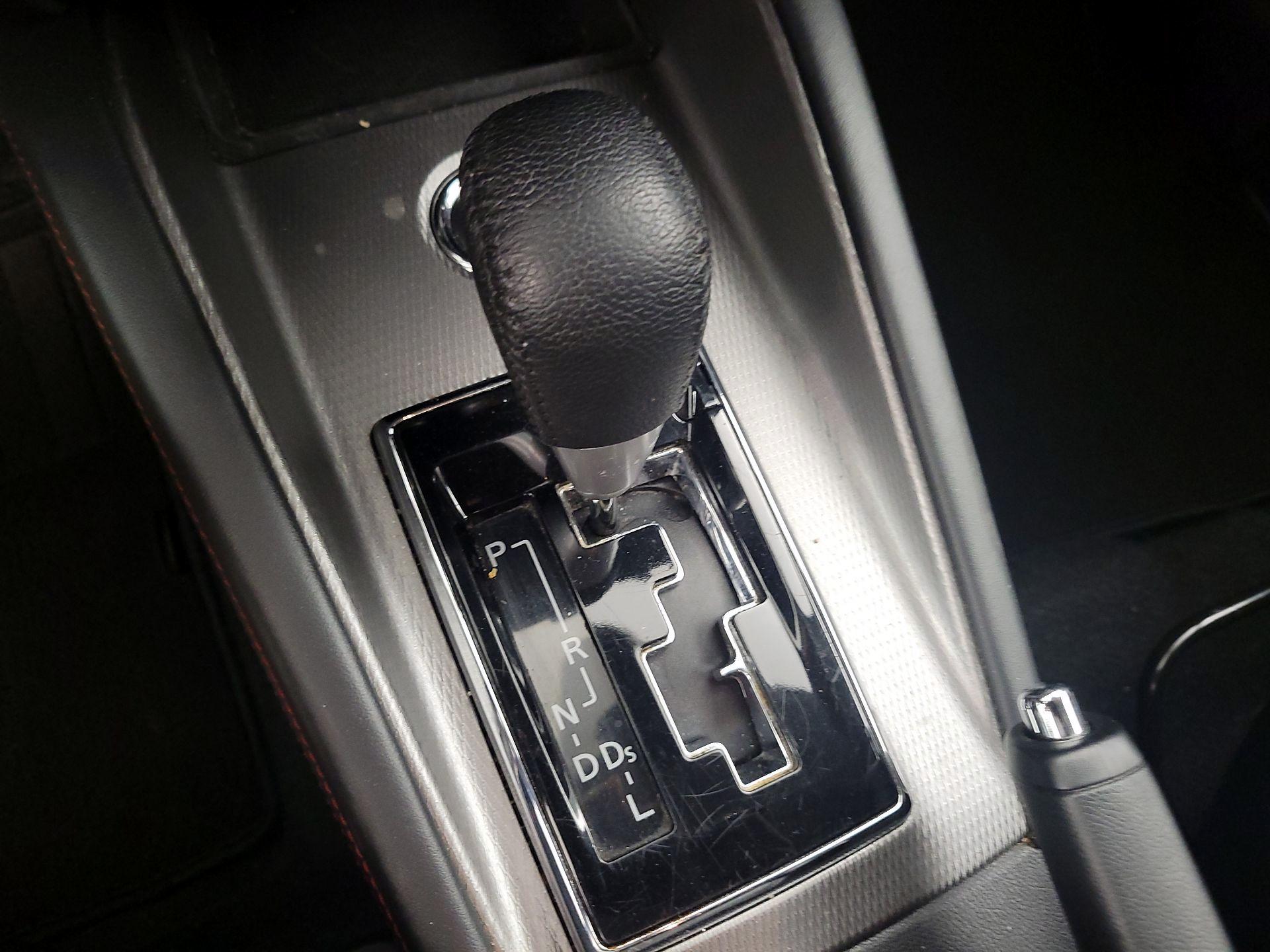 Thumbnail: 2024 Mitsubishi Outlander Sport - 15