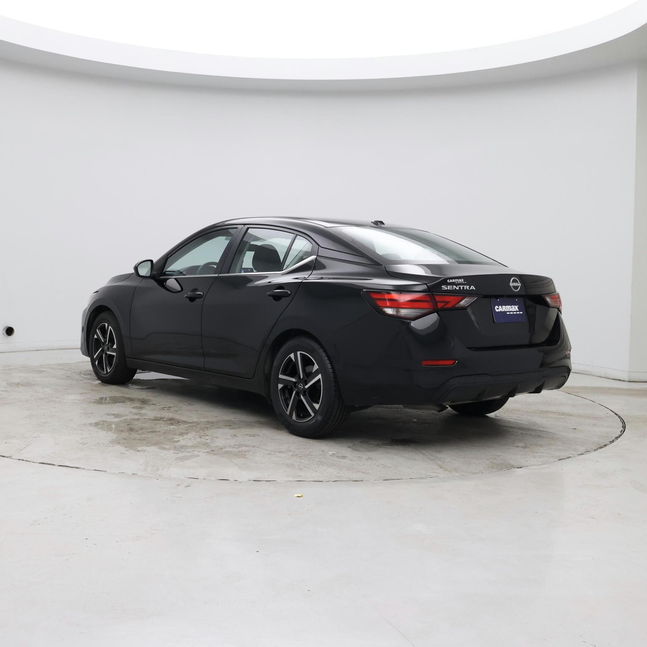Thumbnail: 2025 Nissan Sentra - 8