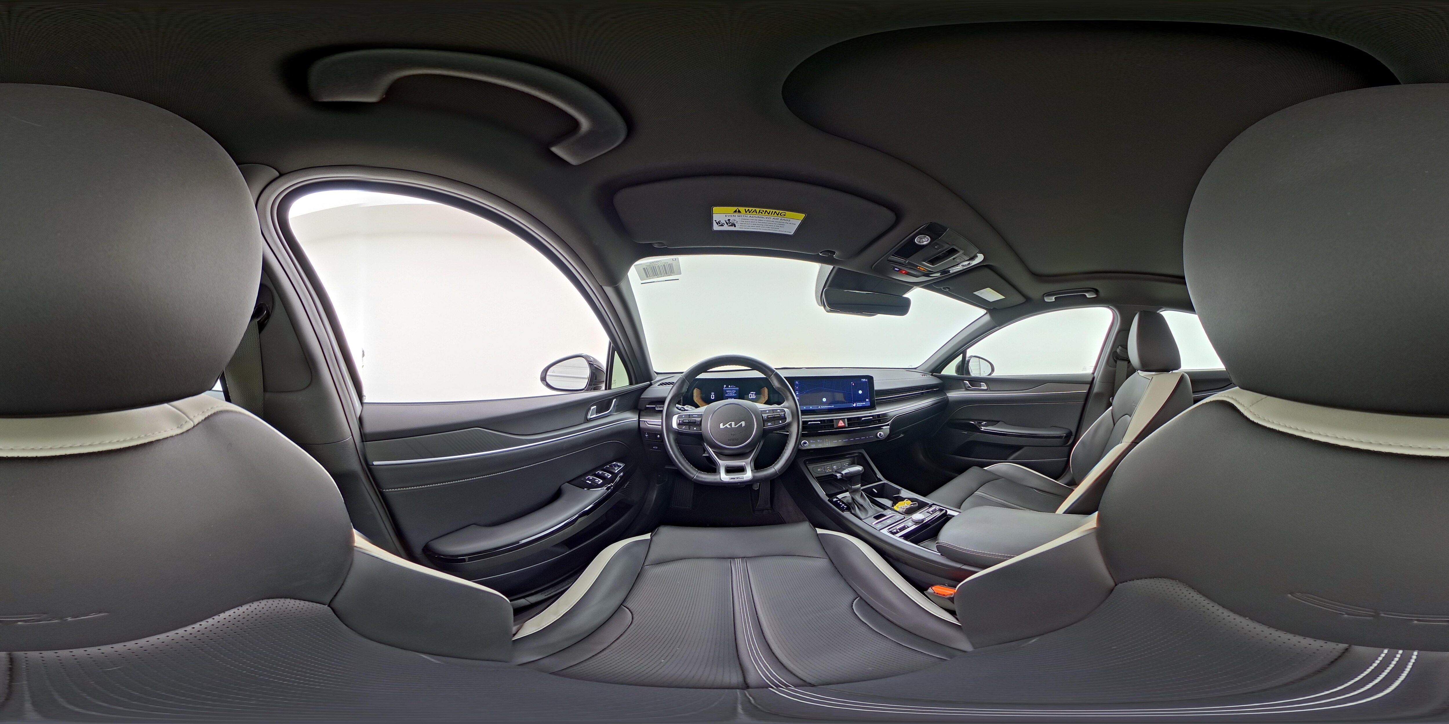 2025 Kia K5 GT-Line - Photo 28
