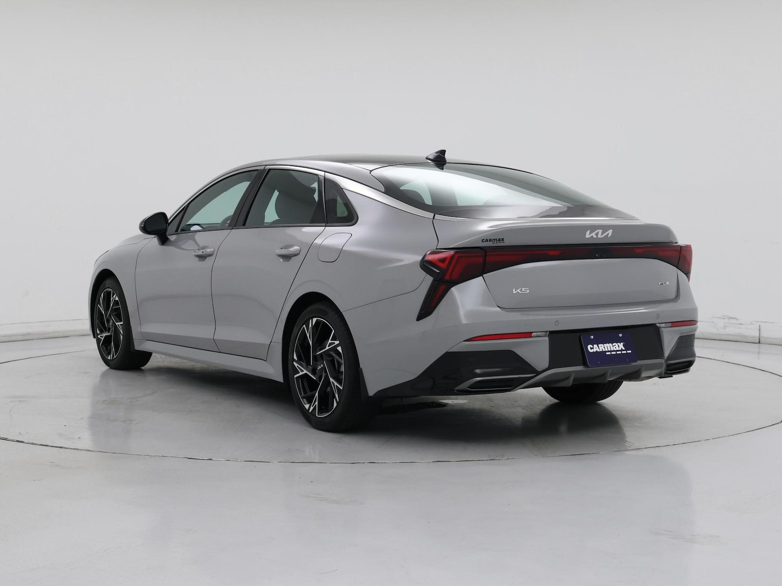 2025 Kia K5 GT-Line - Photo 3
