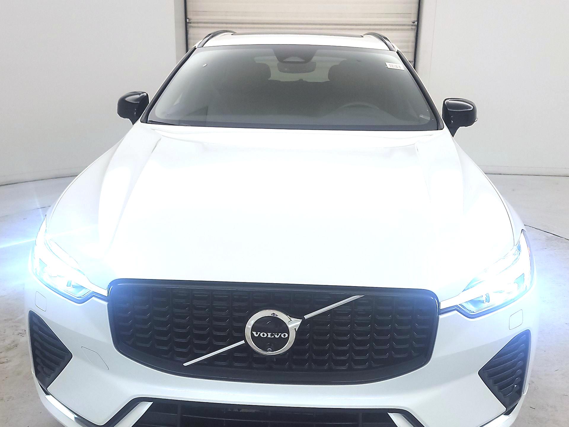 Thumbnail: 2024 Volvo XC60 - 2