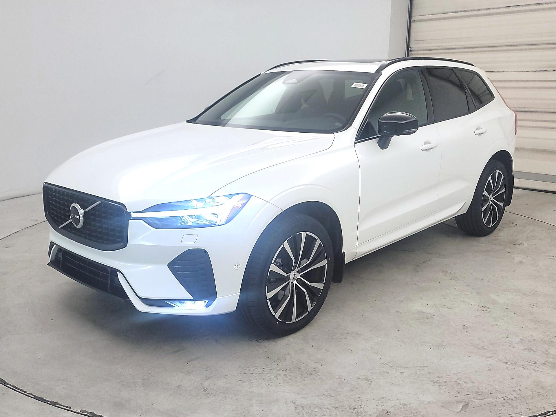 Thumbnail: 2024 Volvo XC60 - 3