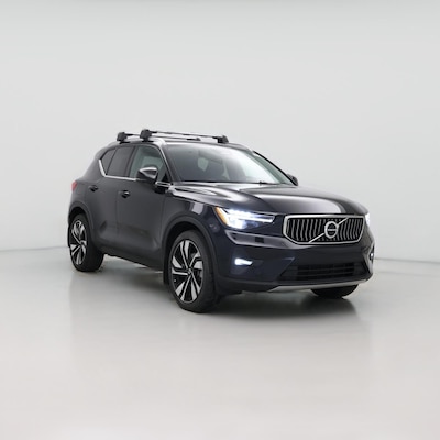2023 Volvo XC40 B5 Plus Bright Theme