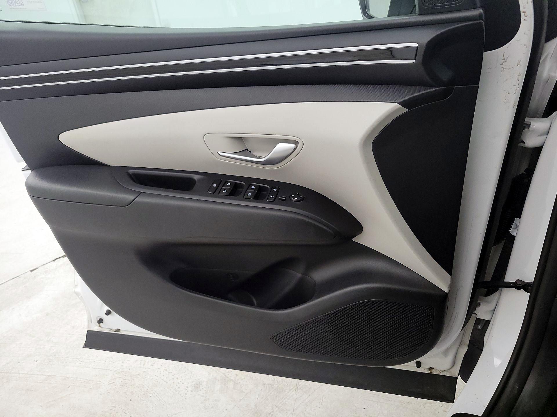 Thumbnail: 2024 Hyundai Tucson - 12