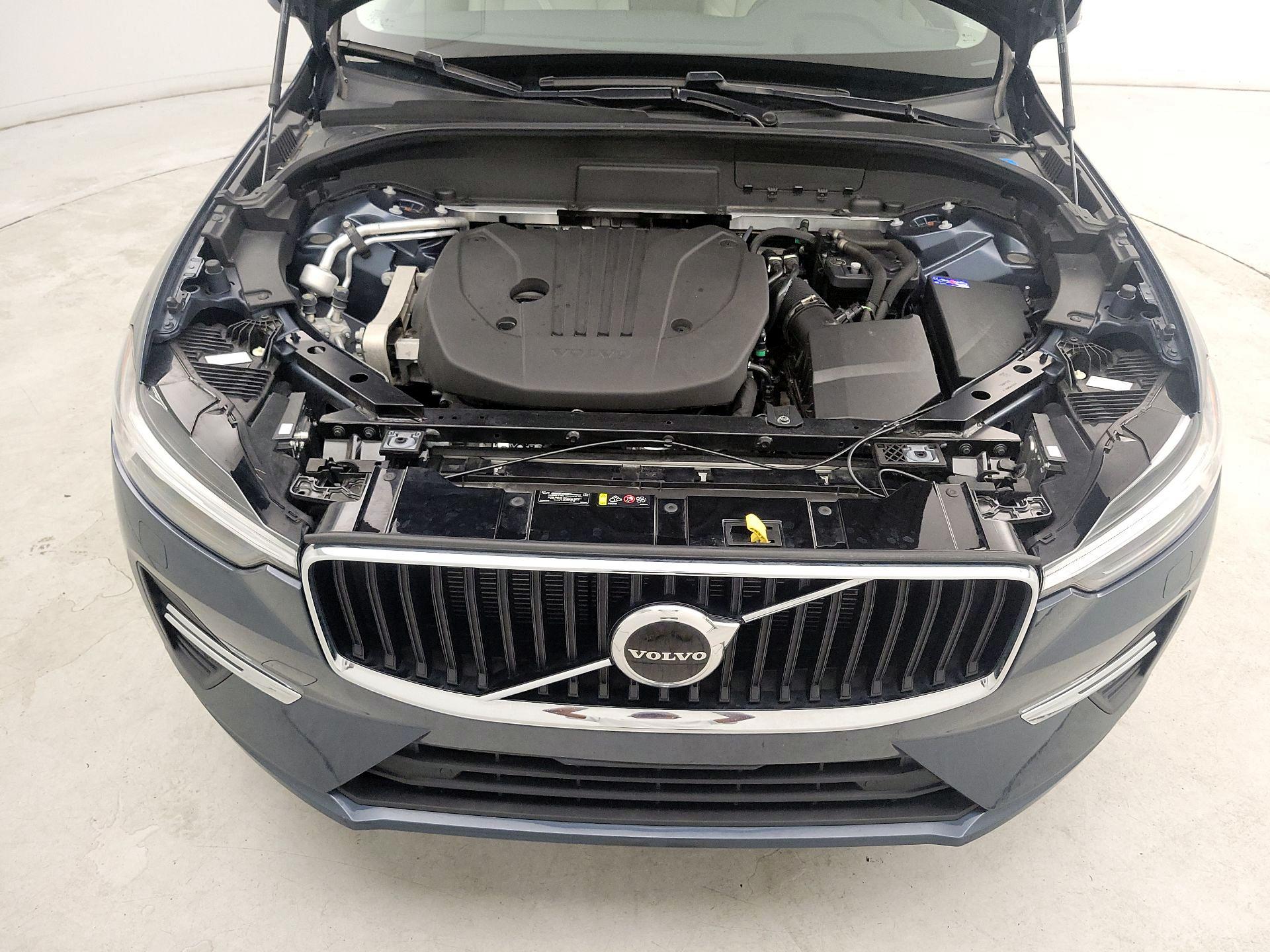Thumbnail: 2023 Volvo XC60 - 19