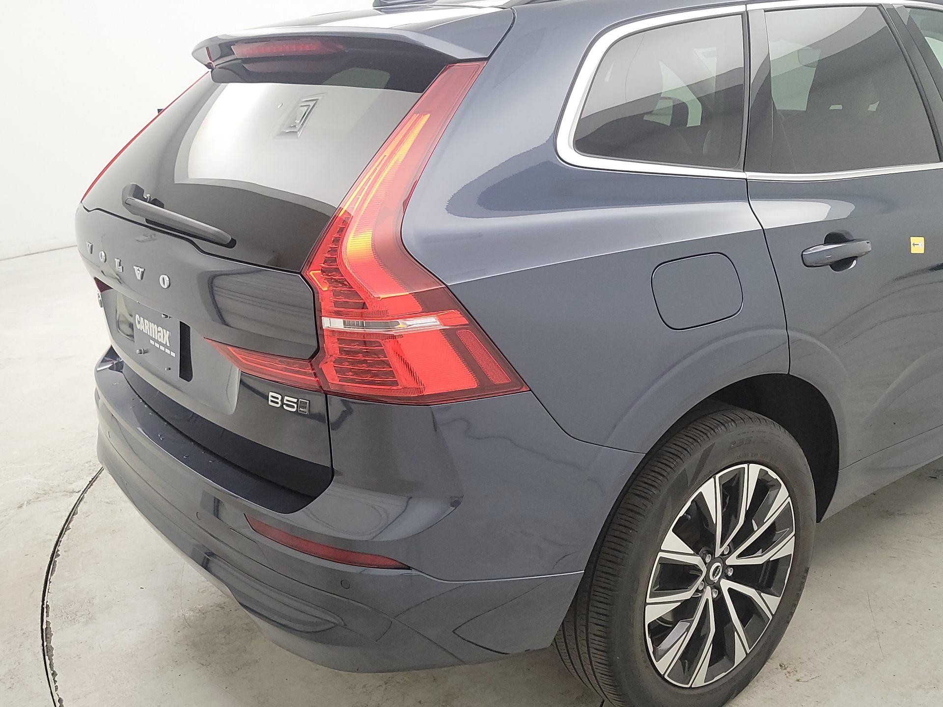 Thumbnail: 2023 Volvo XC60 - 5