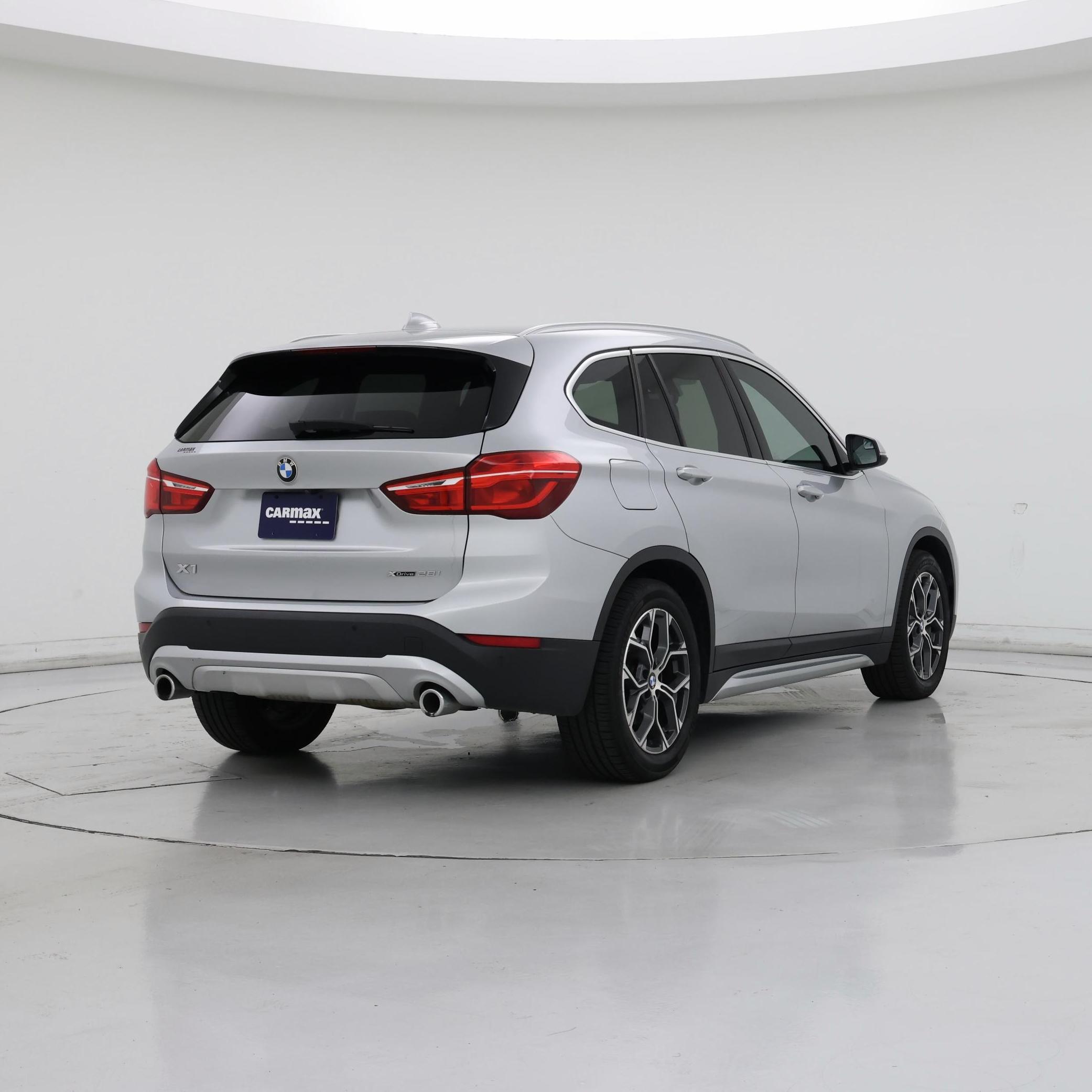 Thumbnail: 2020 BMW X1 - 8