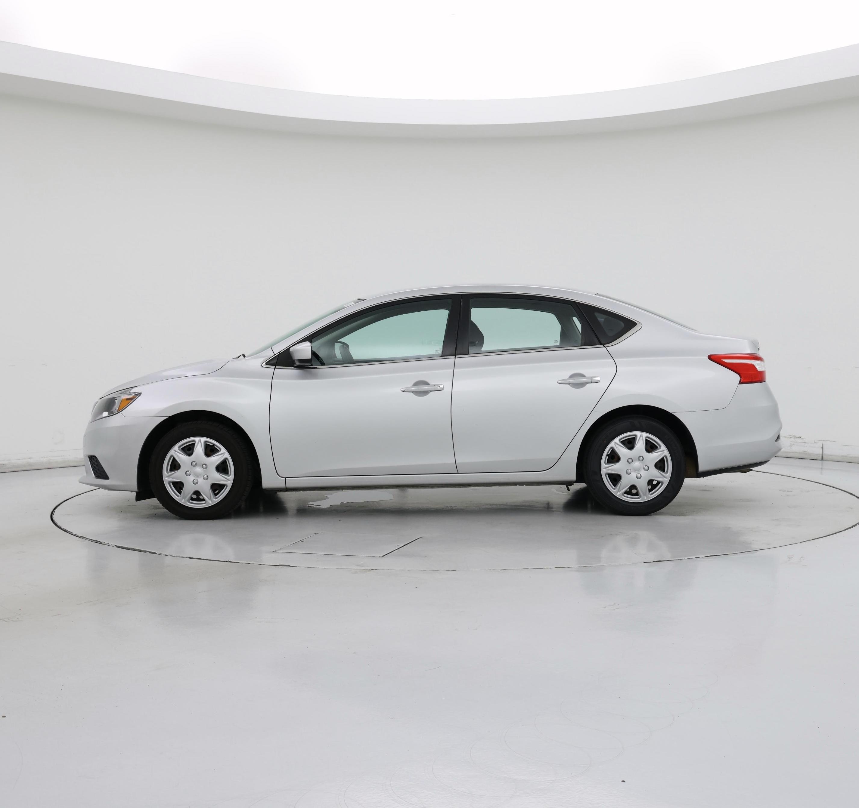 Thumbnail: 2019 Nissan Sentra - 3