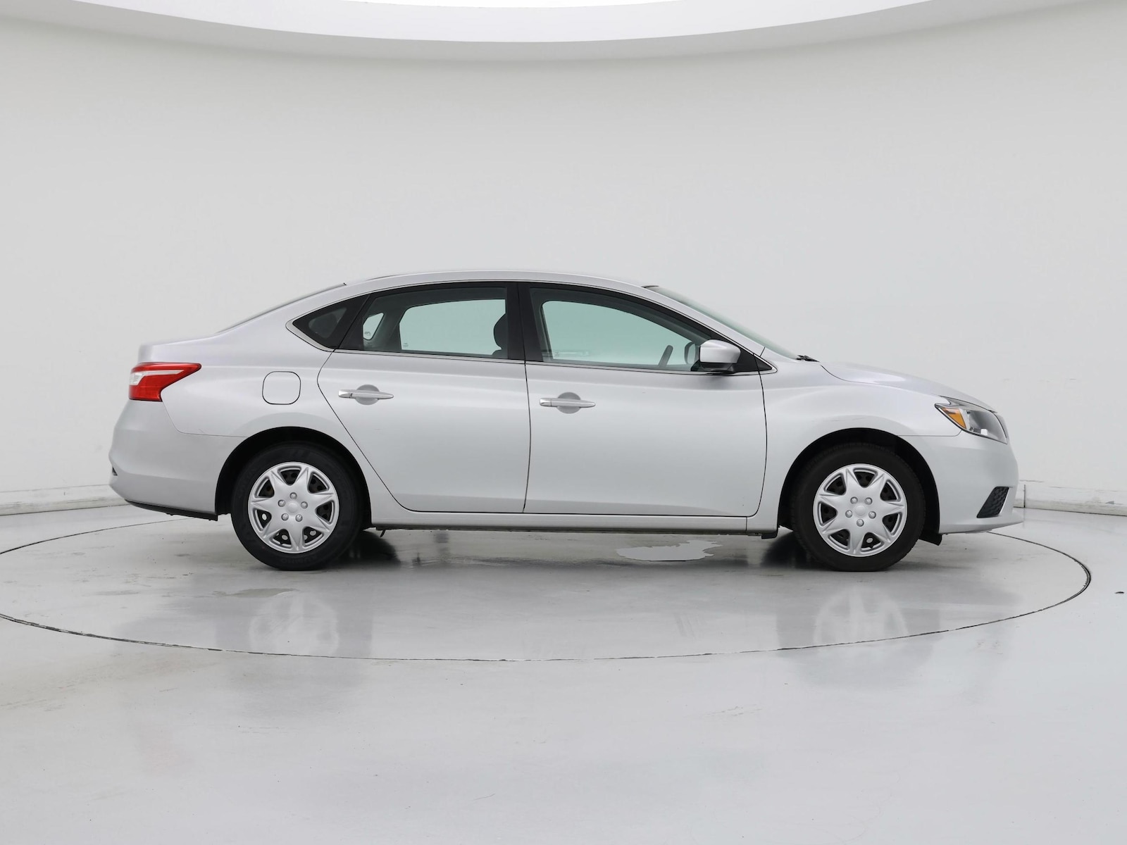 2019 Nissan Sentra S - Photo 8