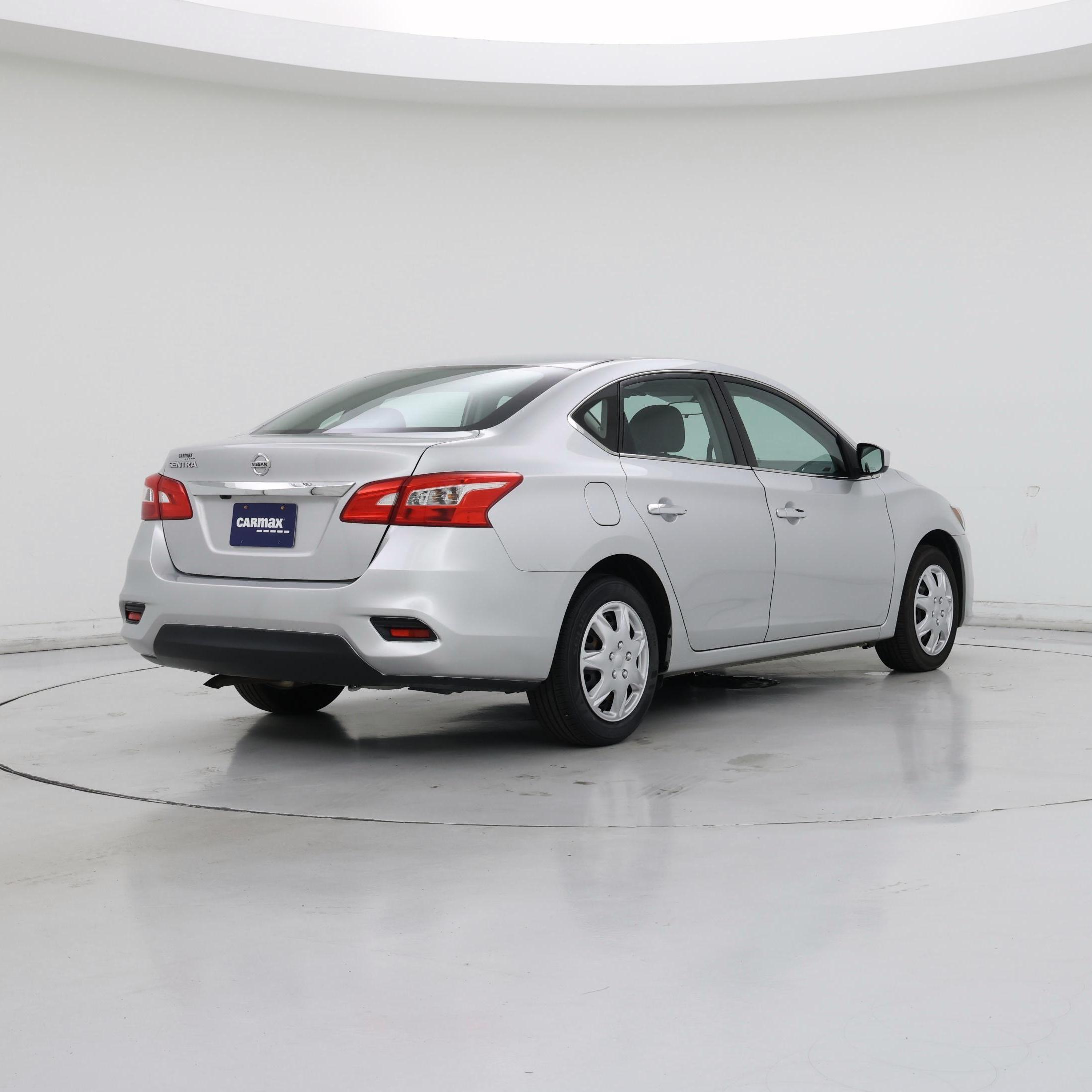 Thumbnail: 2019 Nissan Sentra - 8