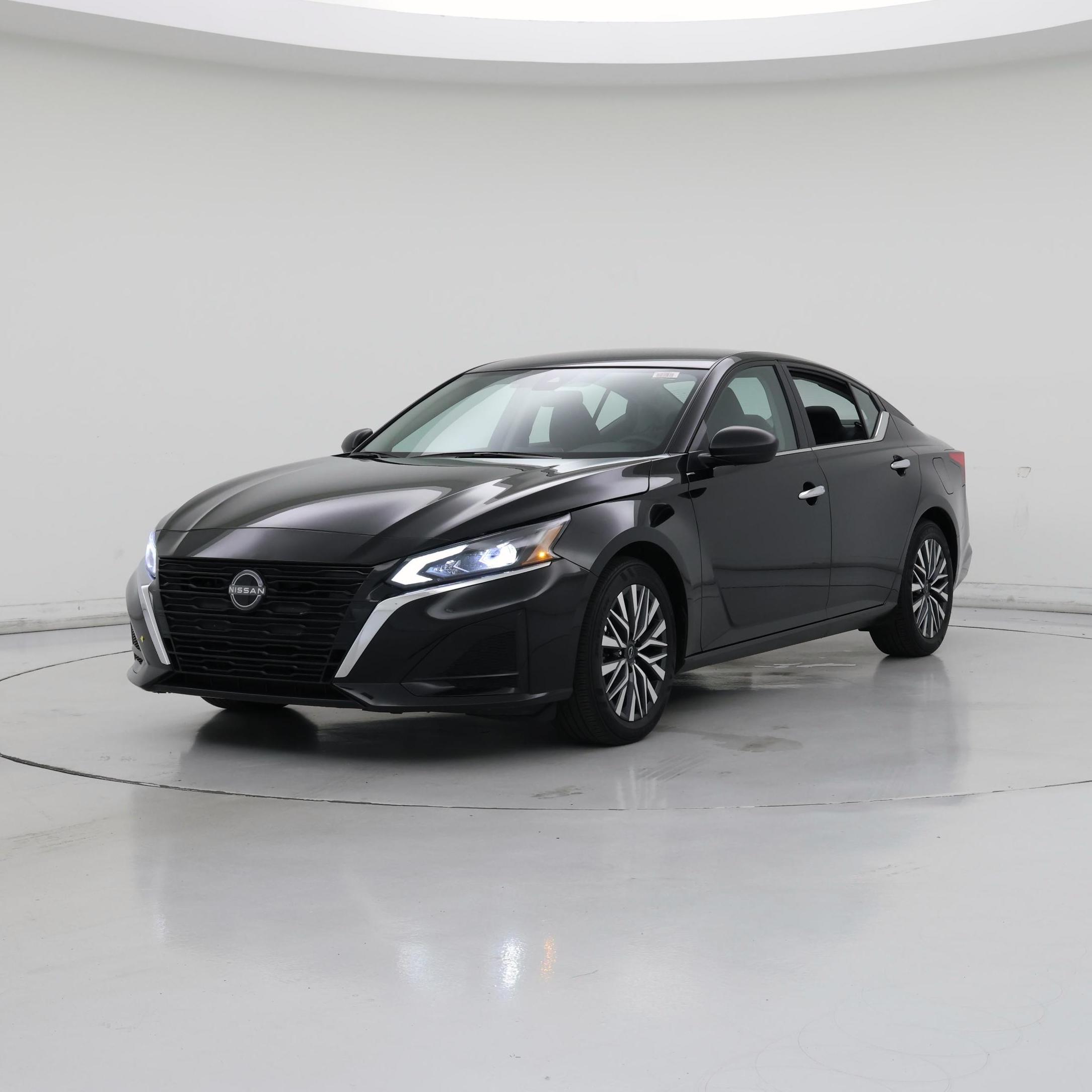 Thumbnail: 2025 Nissan Altima - 4