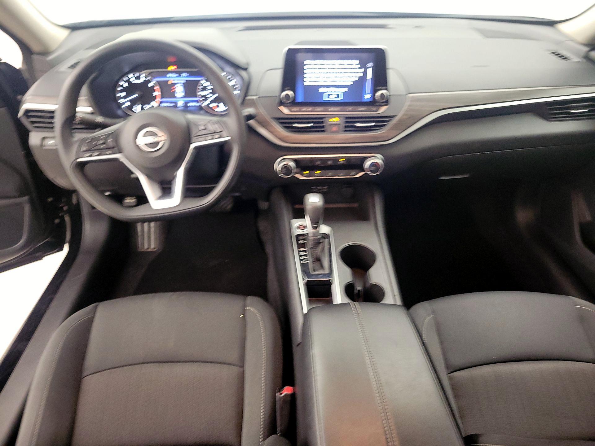Thumbnail: 2025 Nissan Altima - 8