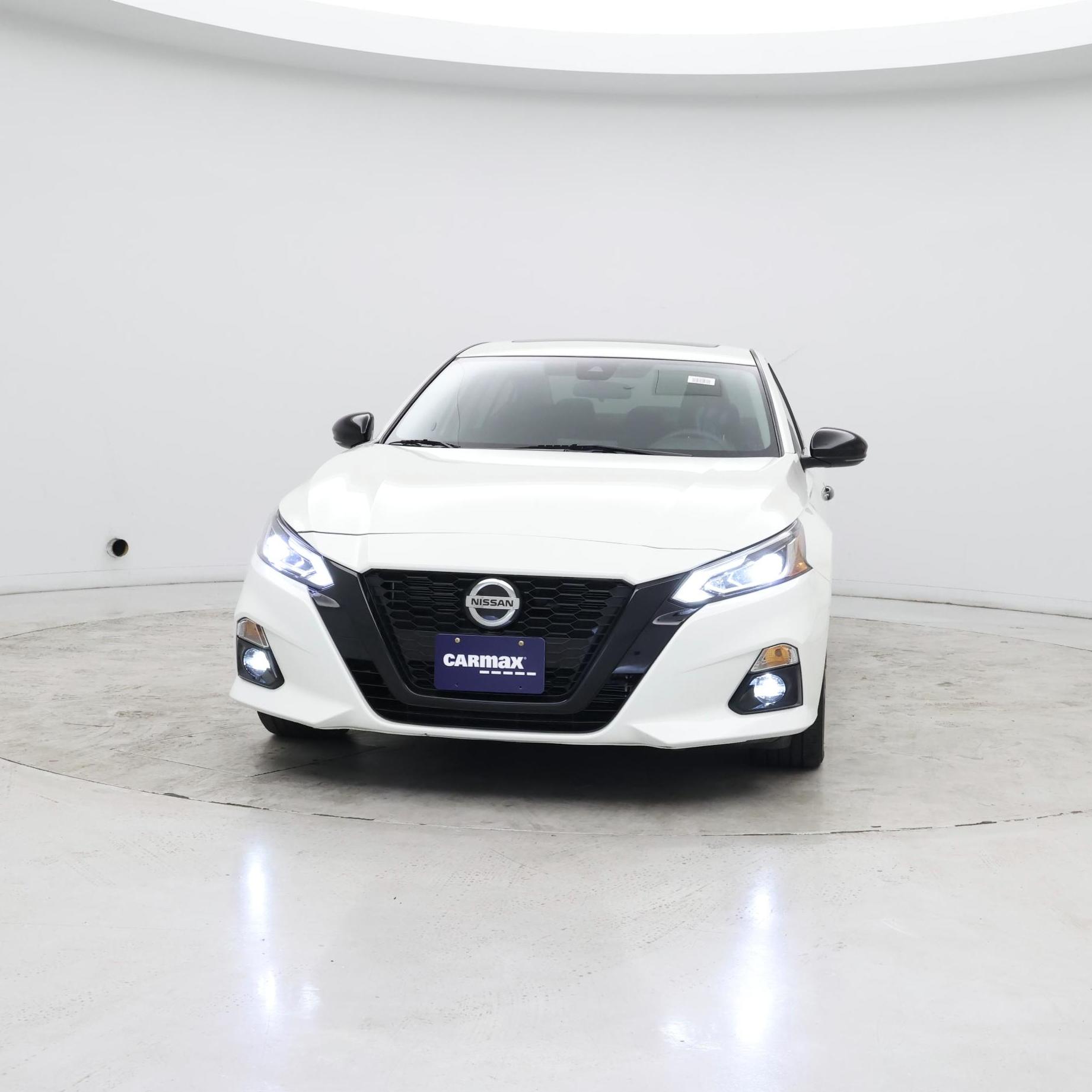 Thumbnail: 2022 Nissan Altima - 4